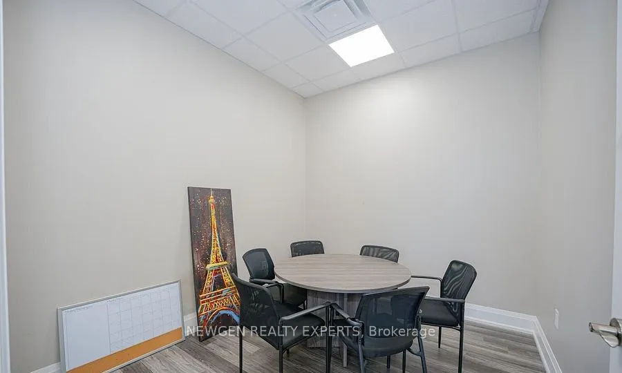 218 Export Boulevard, #101
