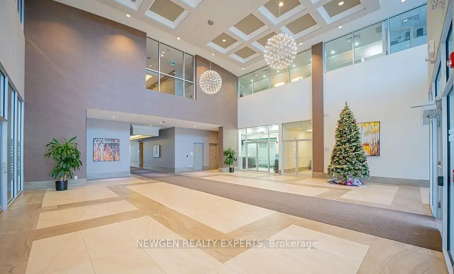 218 Export Boulevard, #101