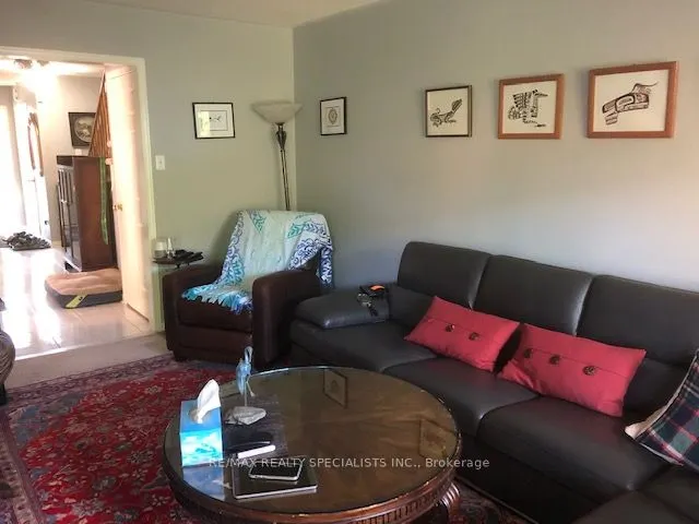 2210 Ridge Landing