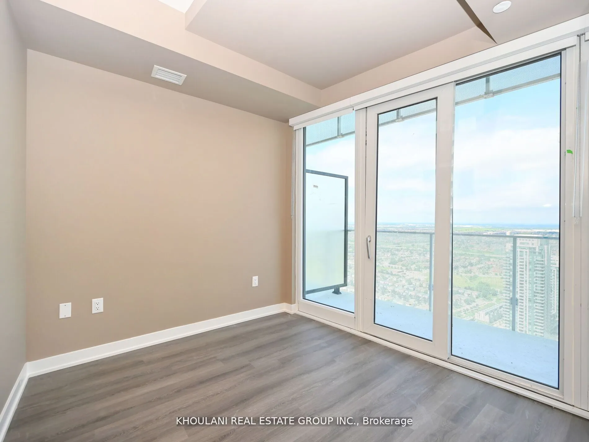 3883 Quartz Road, #4003