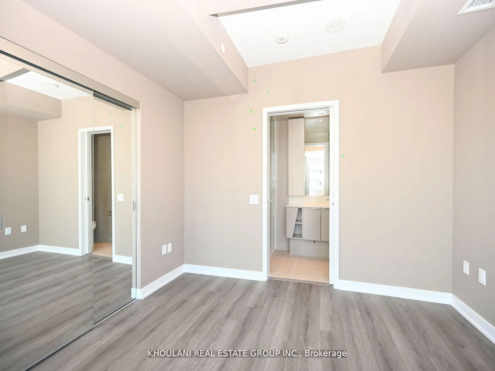 3883 Quartz Road, #4003