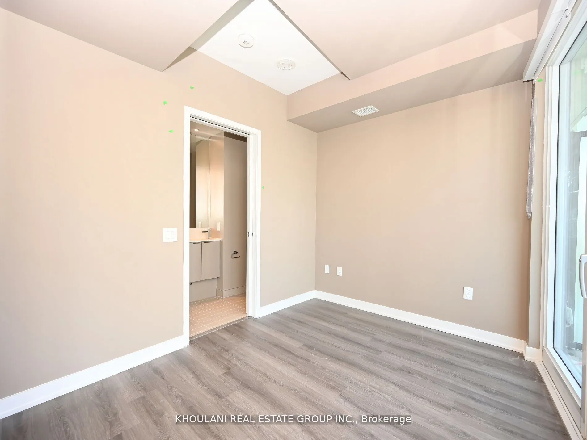 3883 Quartz Road, #4003