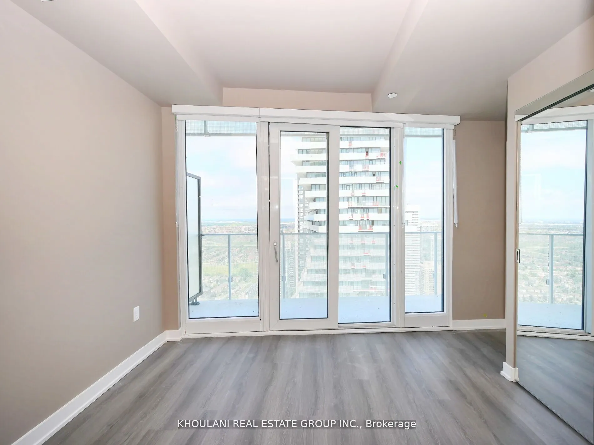 3883 Quartz Road, #4003