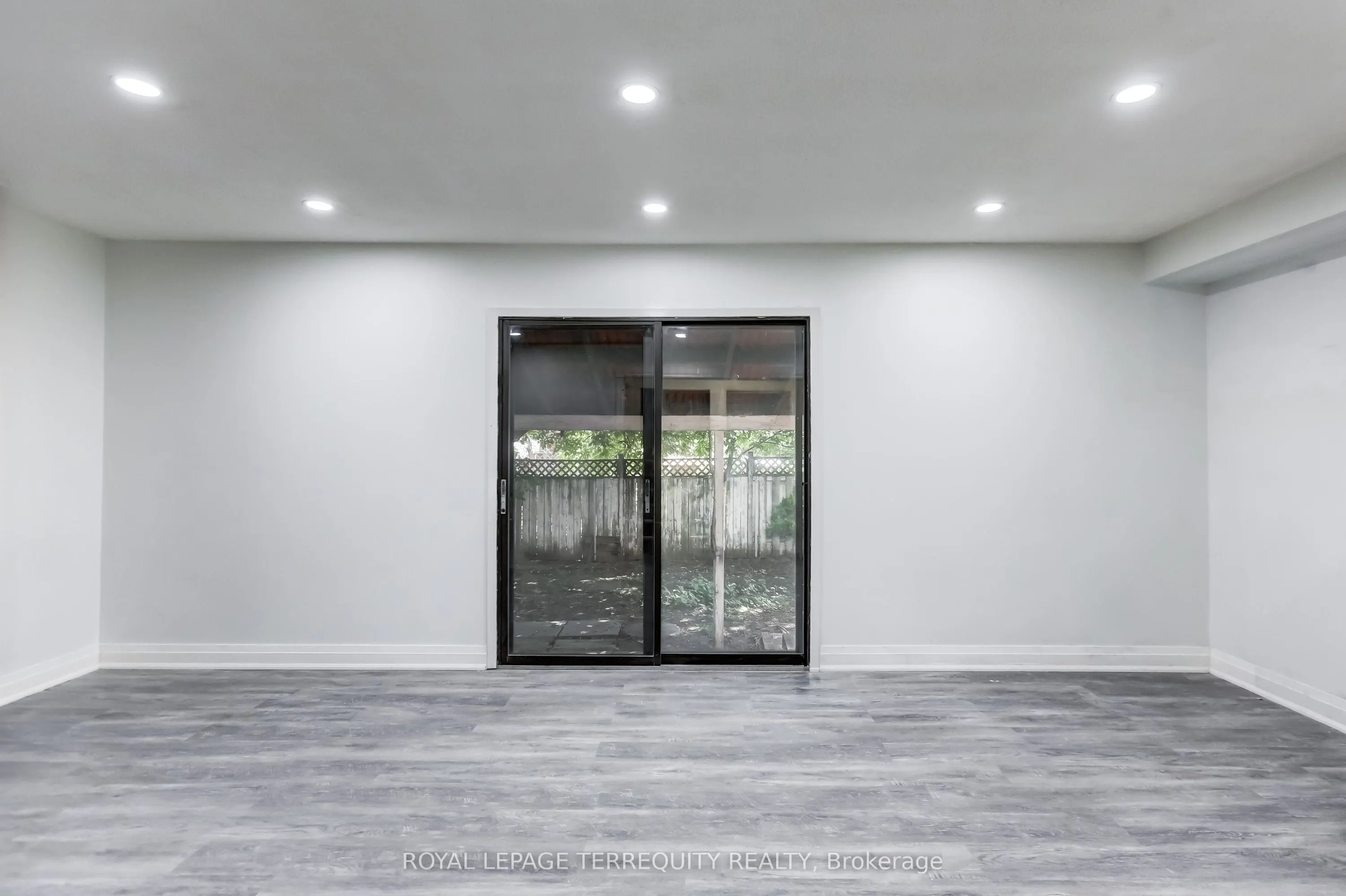 12 Martindale Crescent