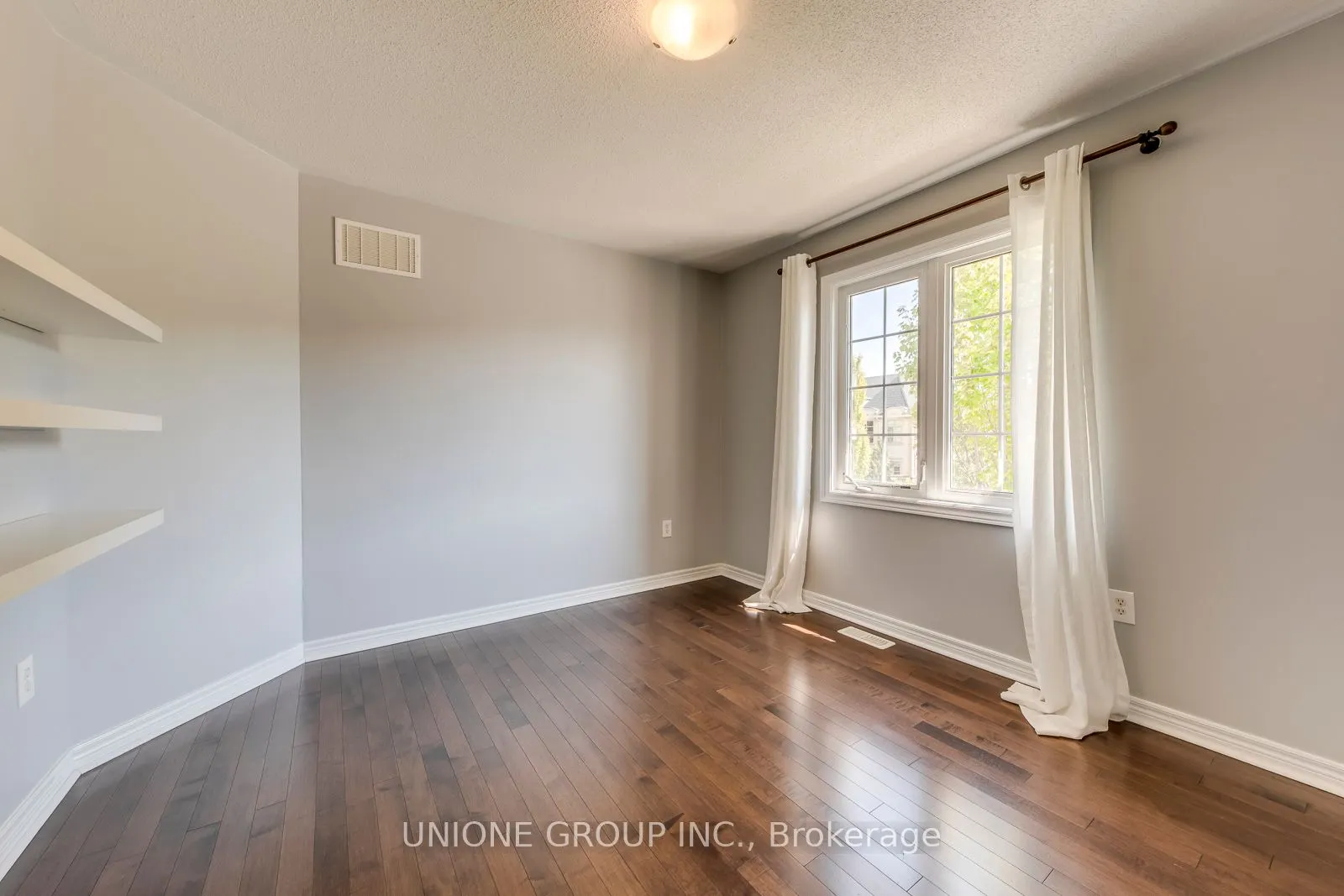 3231 Skipton Lane