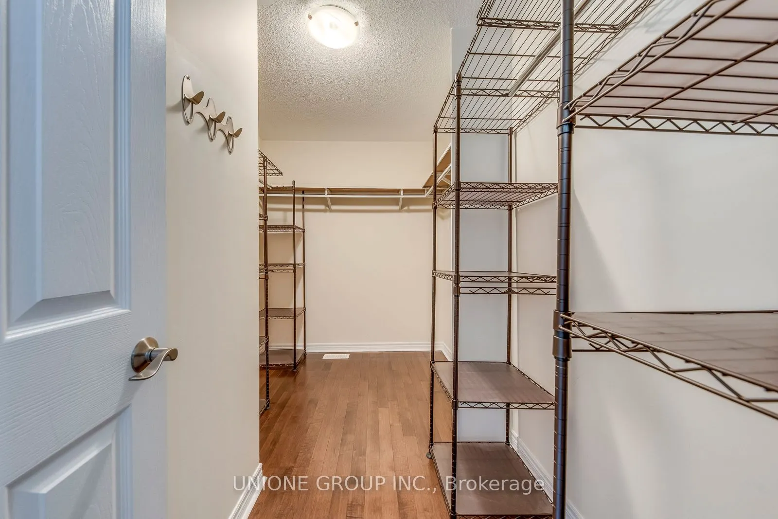 3231 Skipton Lane