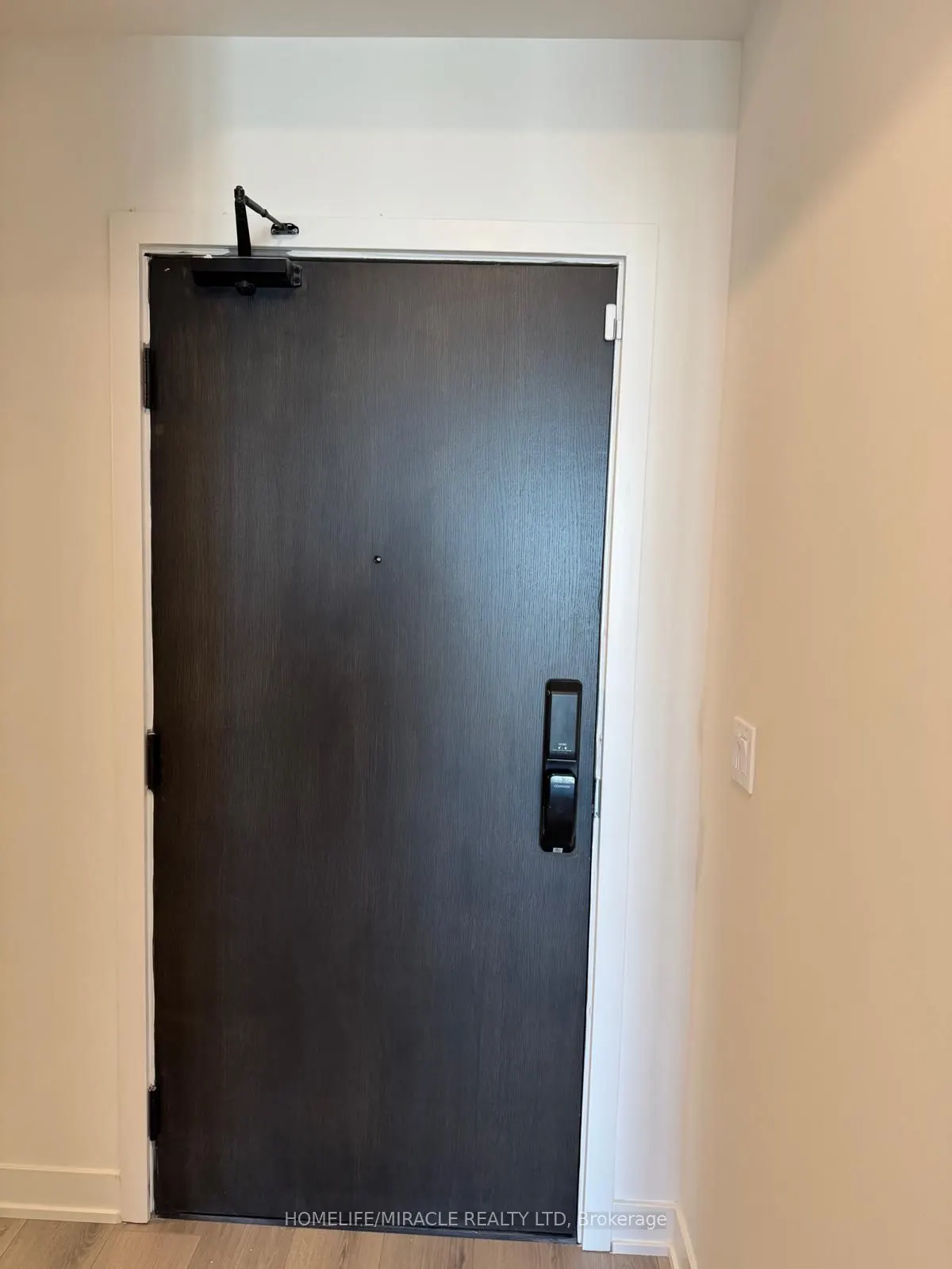 1005 Dundas Street E, #503