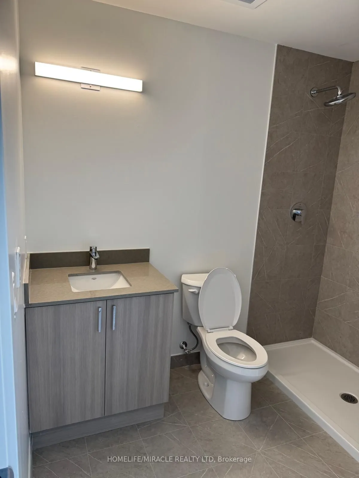 1005 Dundas Street E, #503