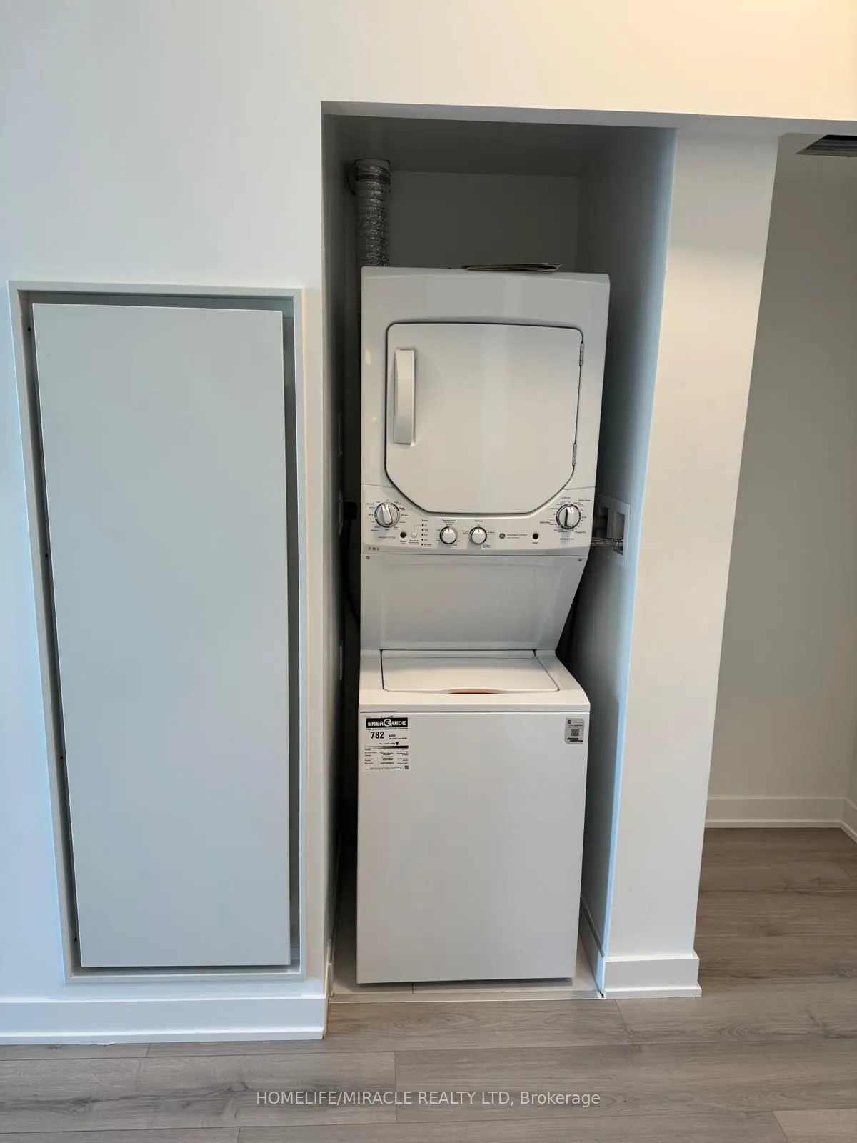 1005 Dundas Street E, #503