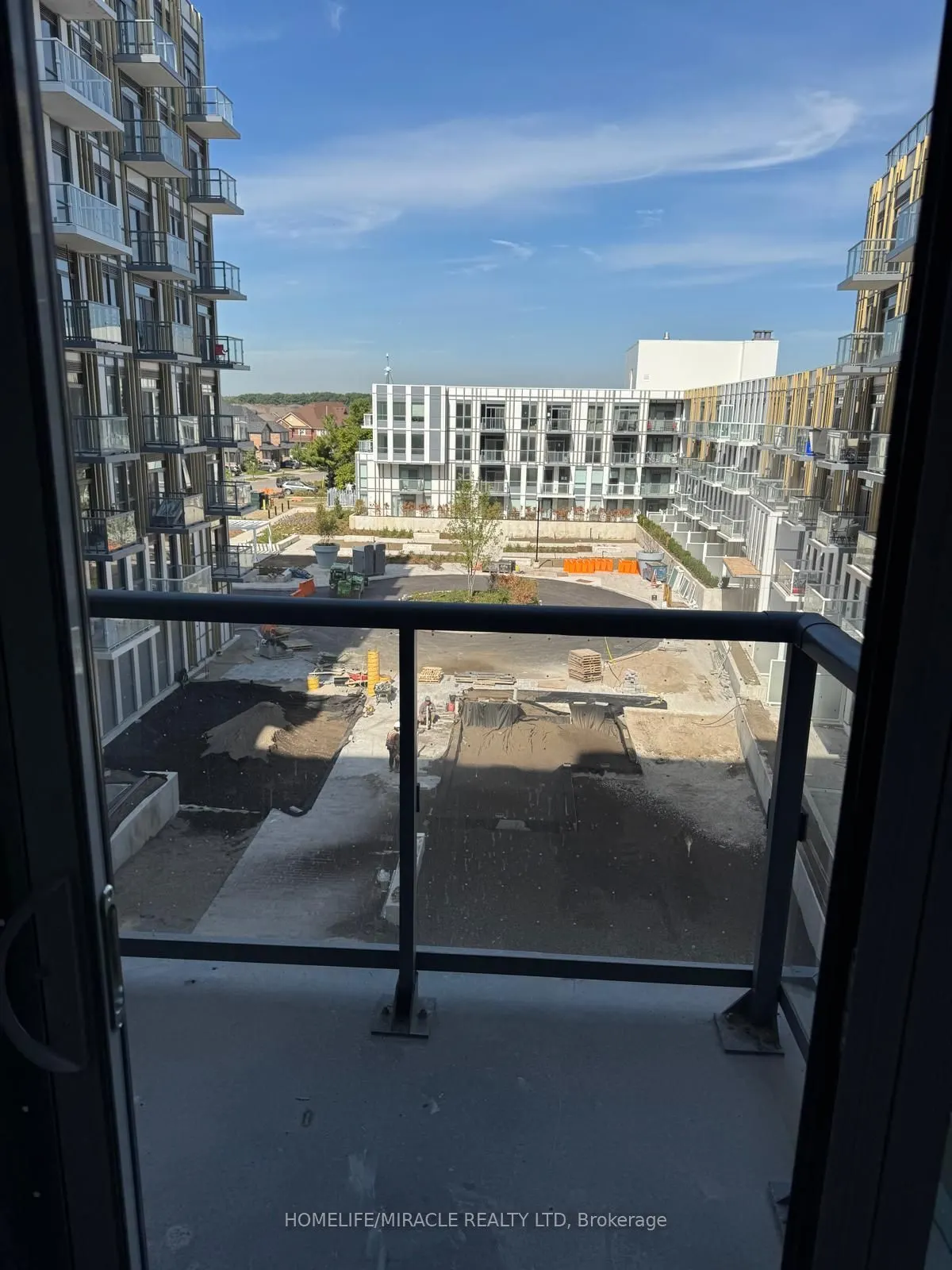 1005 Dundas Street E, #503