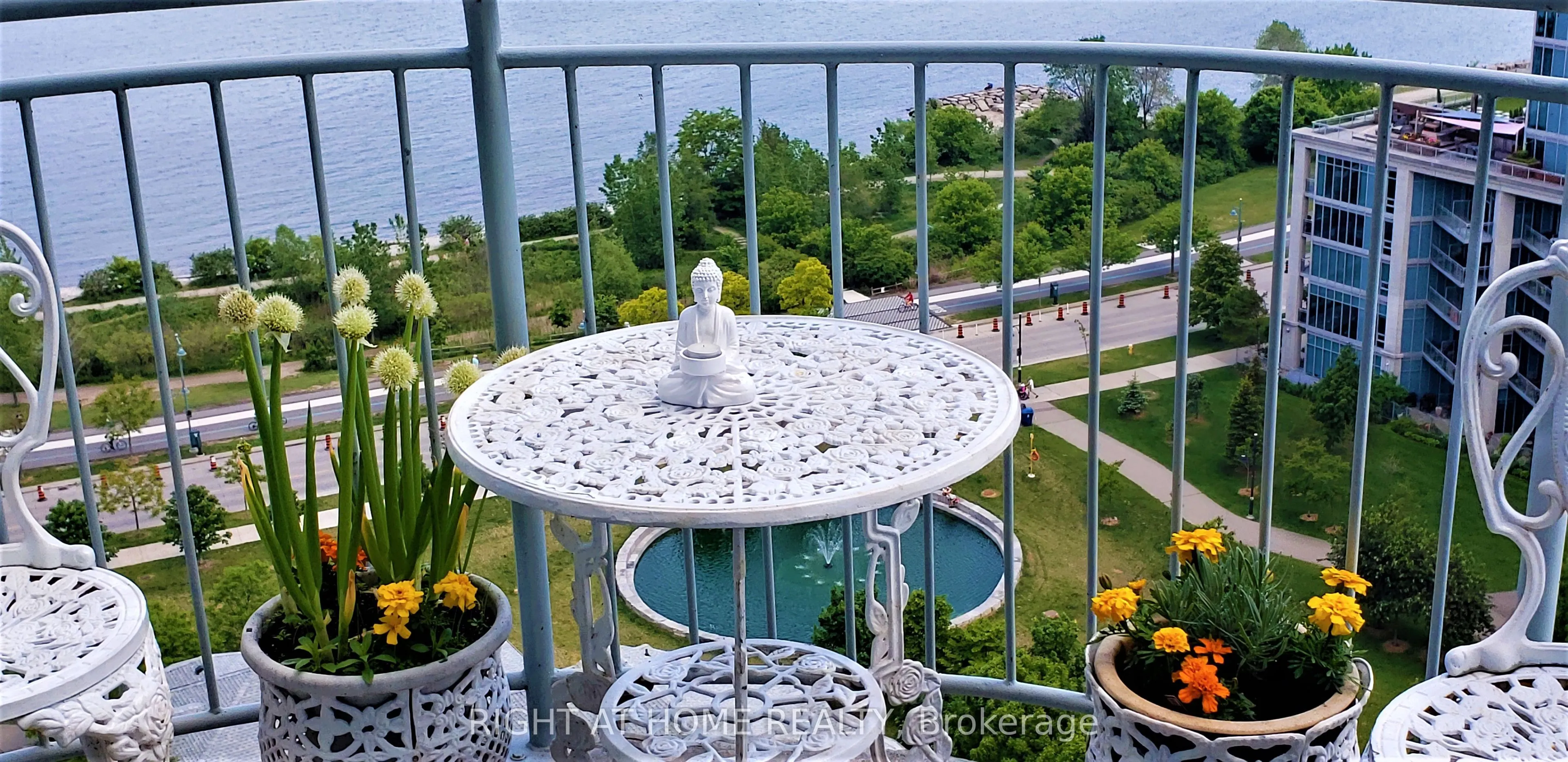 2111 Lake Shore Boulevard W, #Ph03