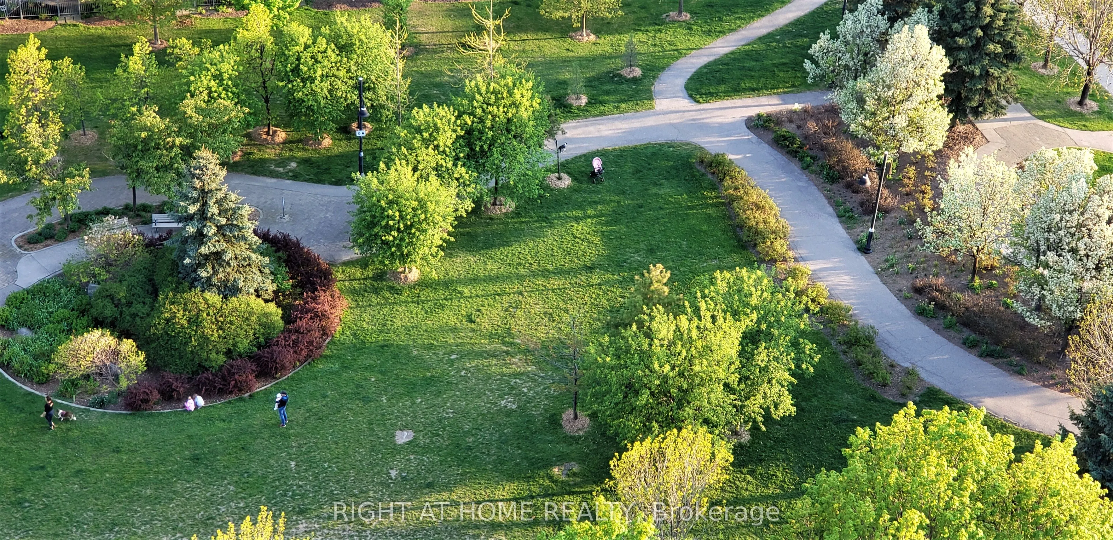 2111 Lake Shore Boulevard W, #Ph03