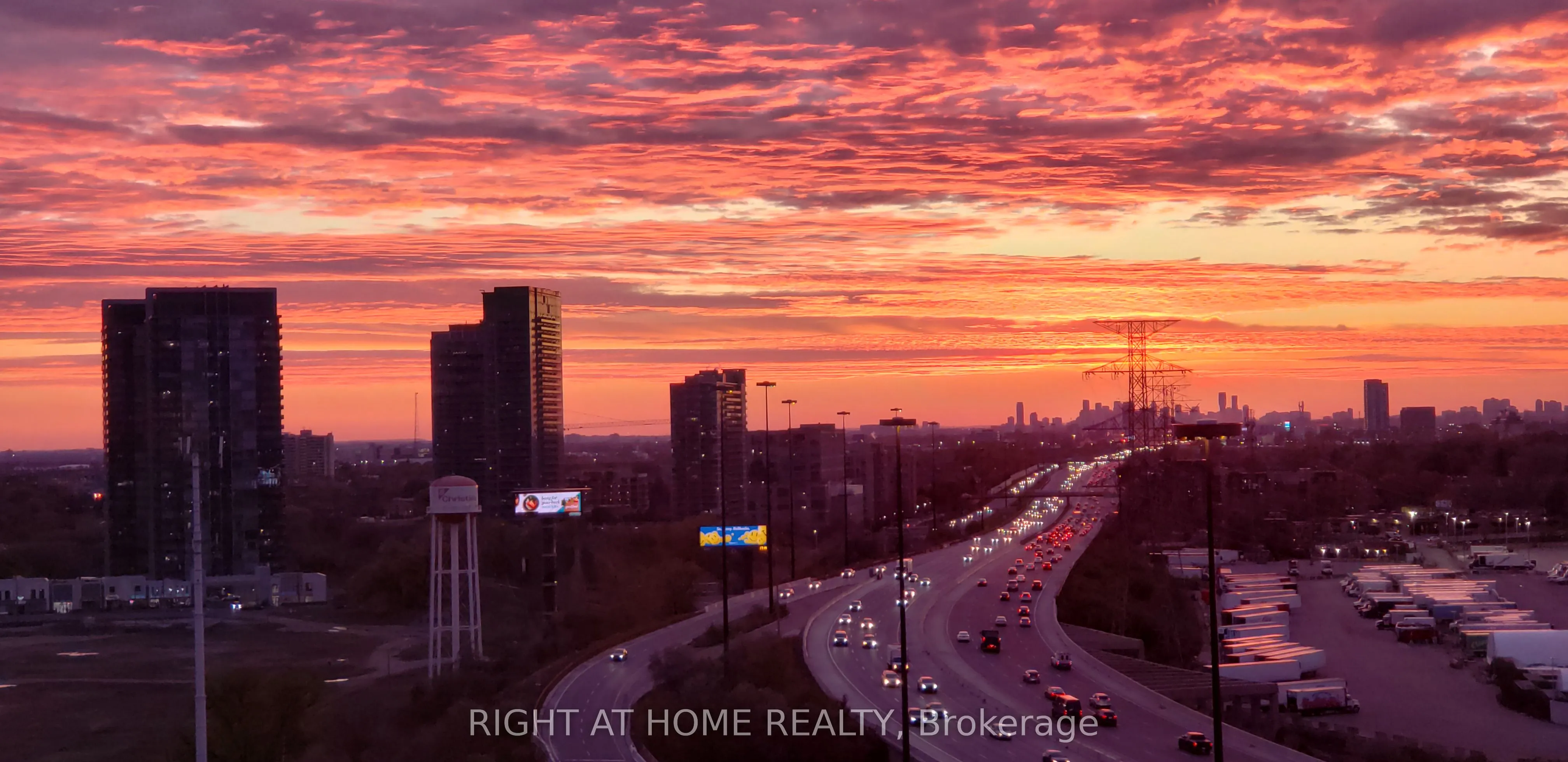 2111 Lake Shore Boulevard W, #Ph03