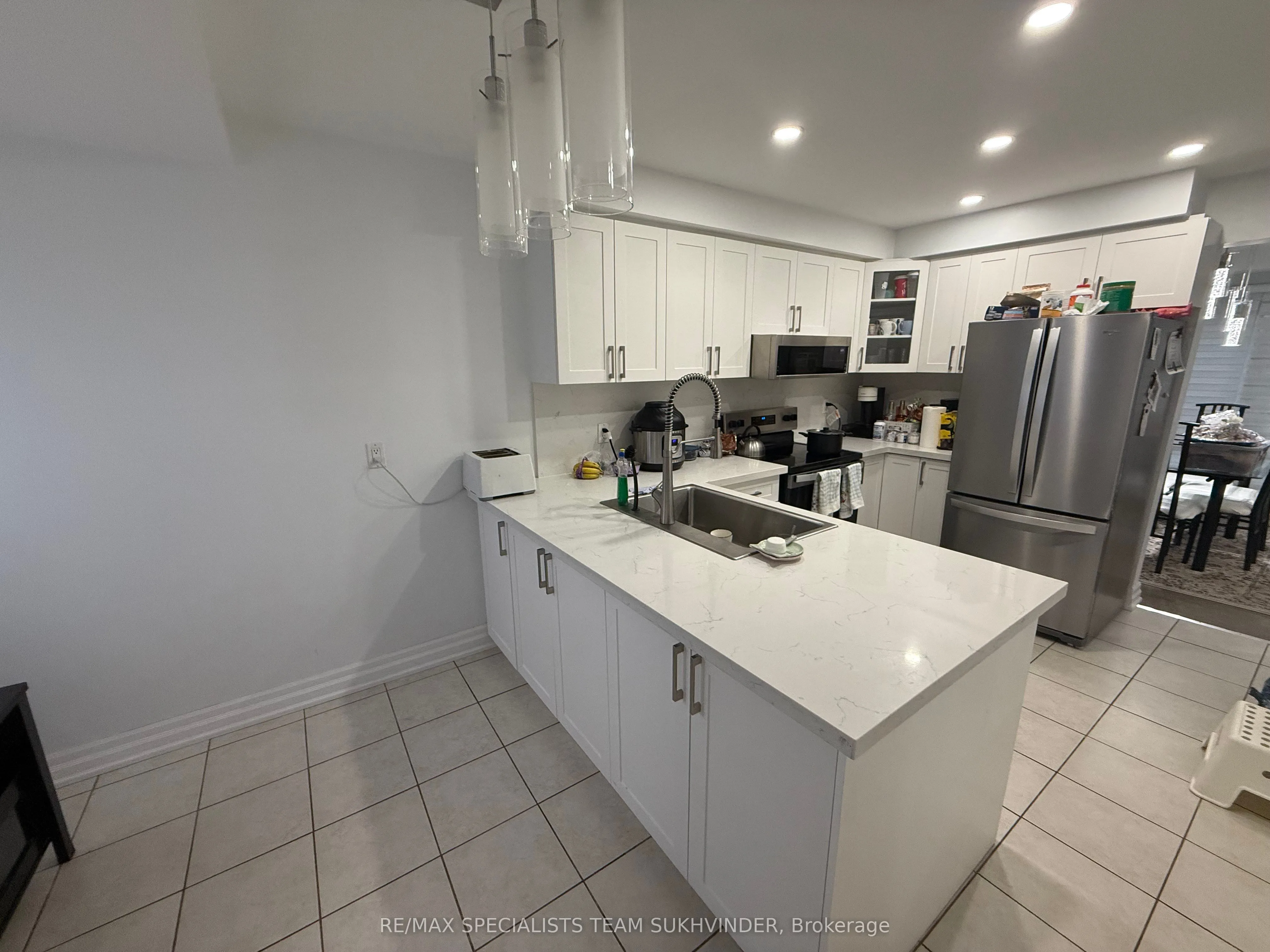 2275 Credit Valley Road, #7