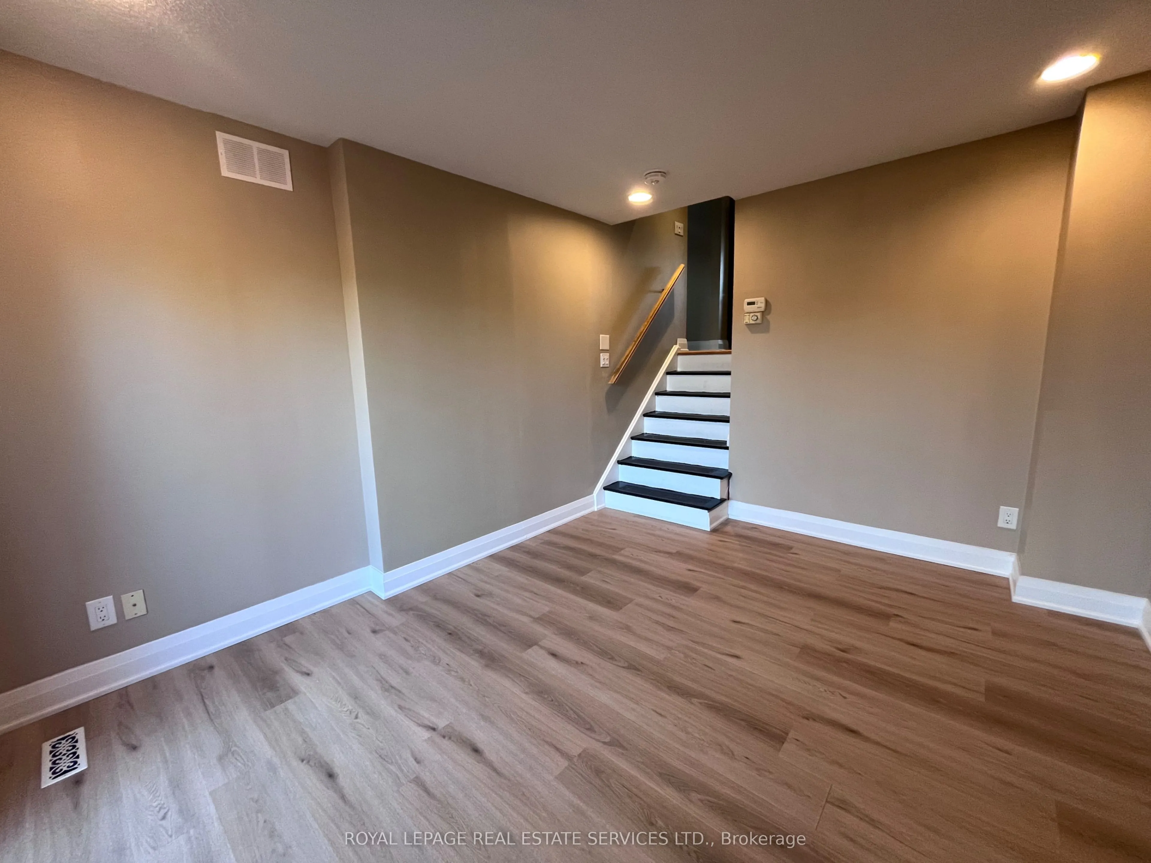 2512 Harman Court, #Upper