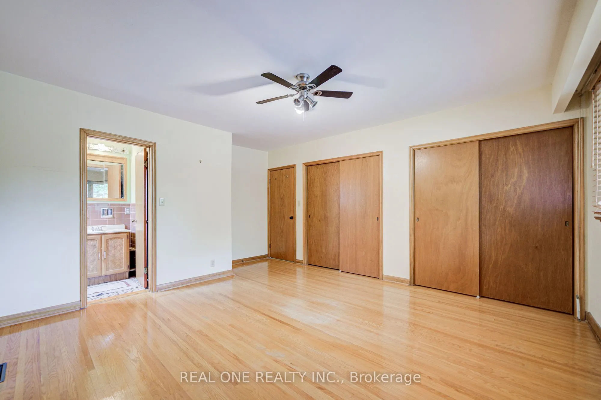 3372 Enniskillen Circle