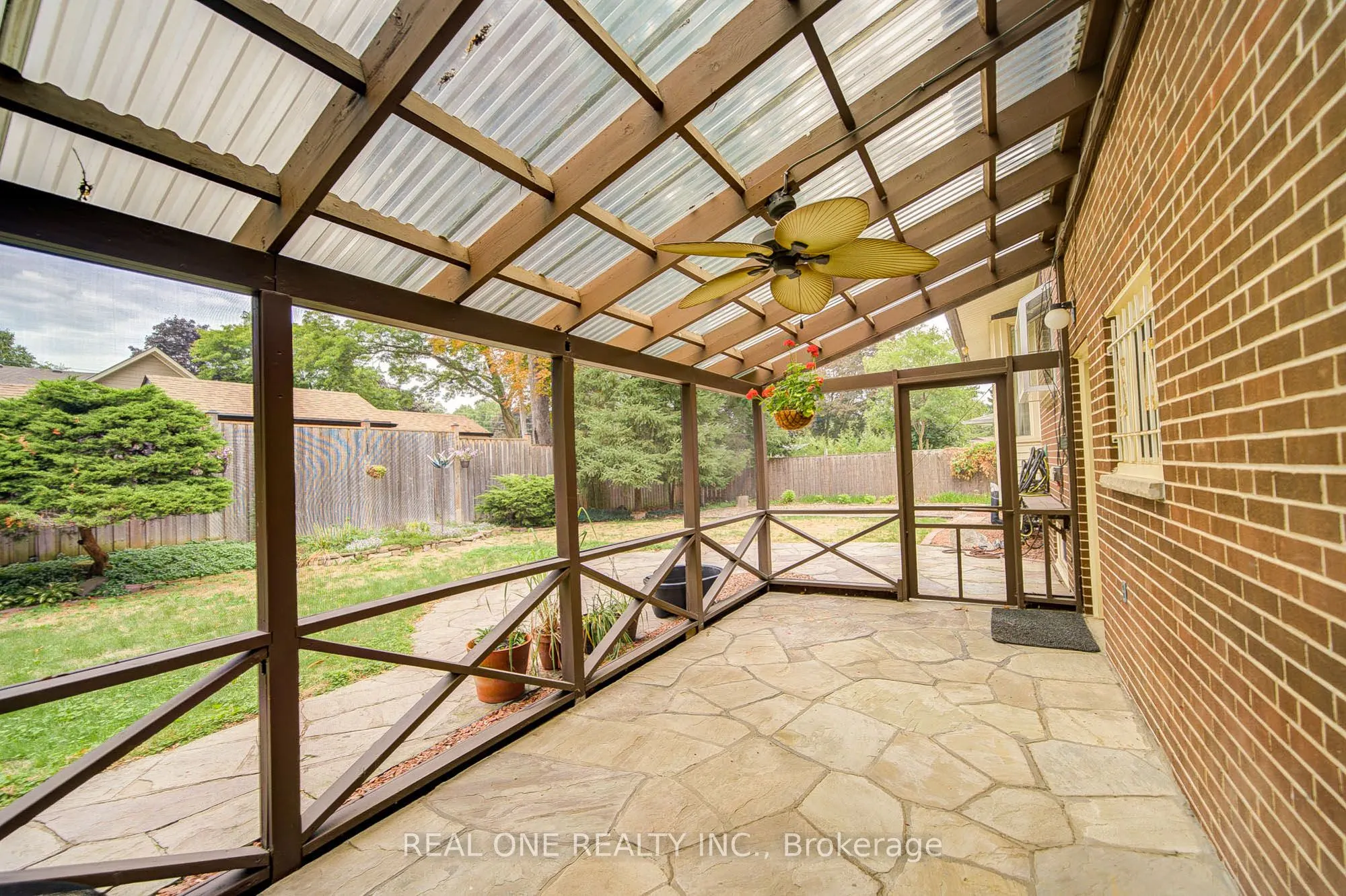 3372 Enniskillen Circle