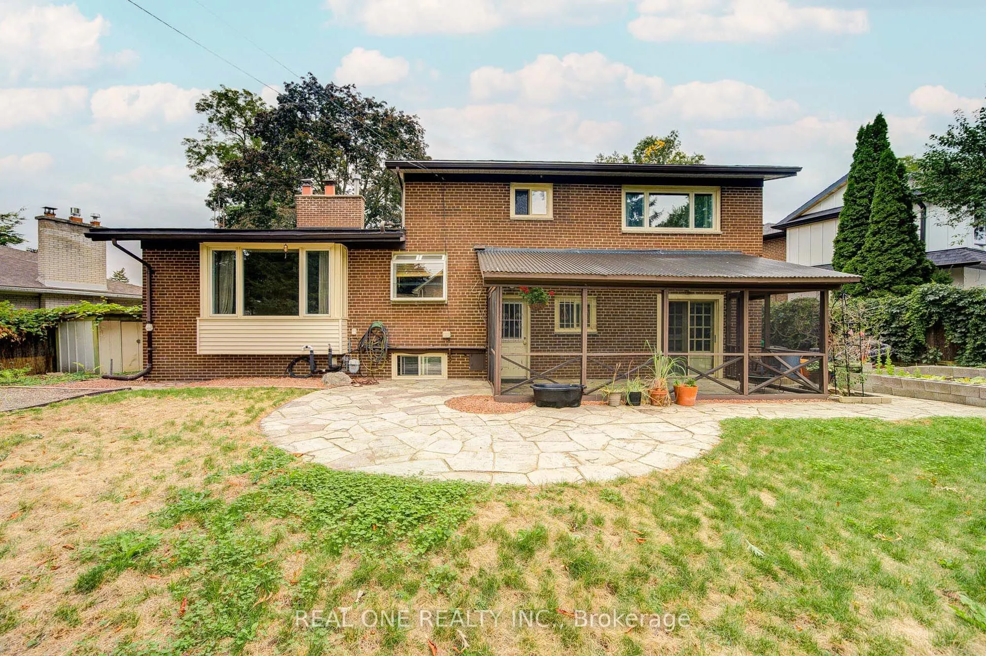 3372 Enniskillen Circle