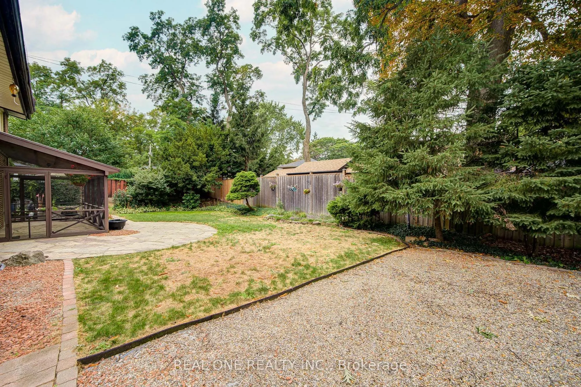 3372 Enniskillen Circle