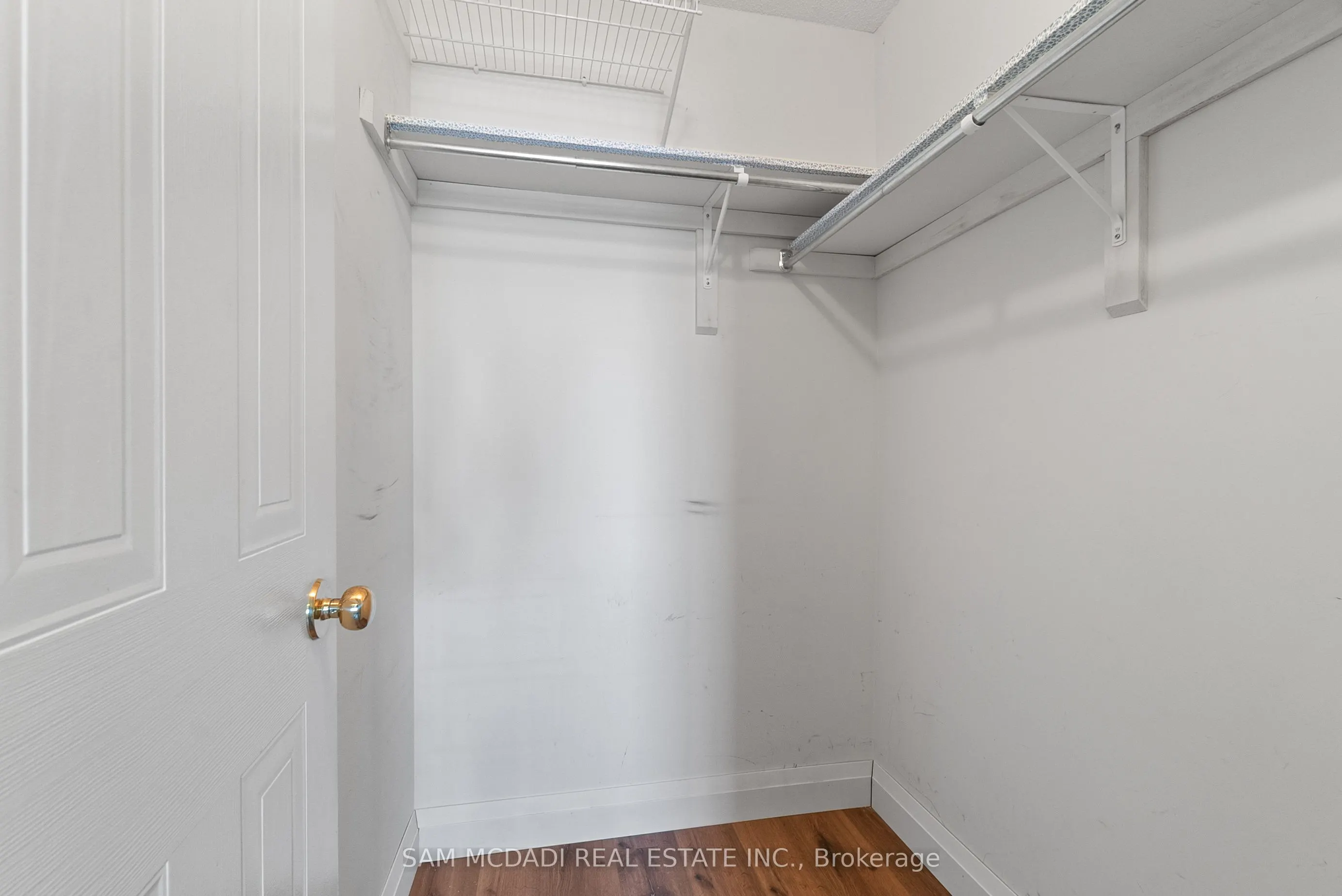 2945 Thomas Street, #102