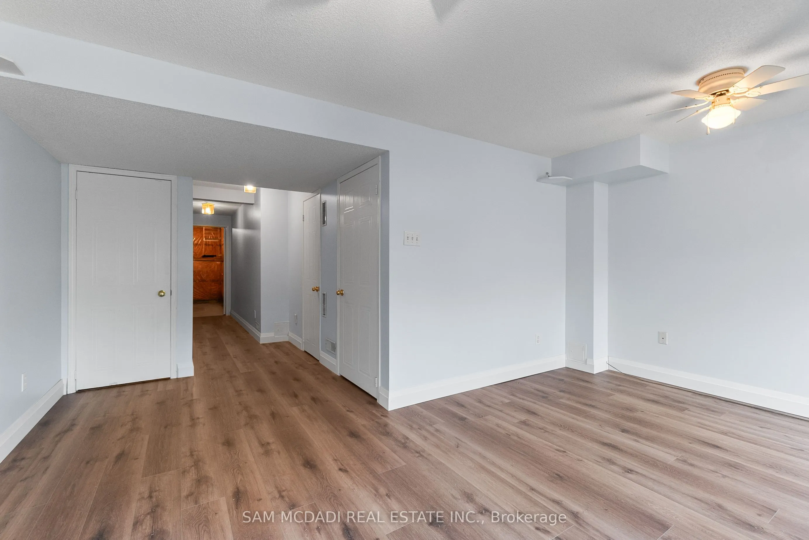 2945 Thomas Street, #102