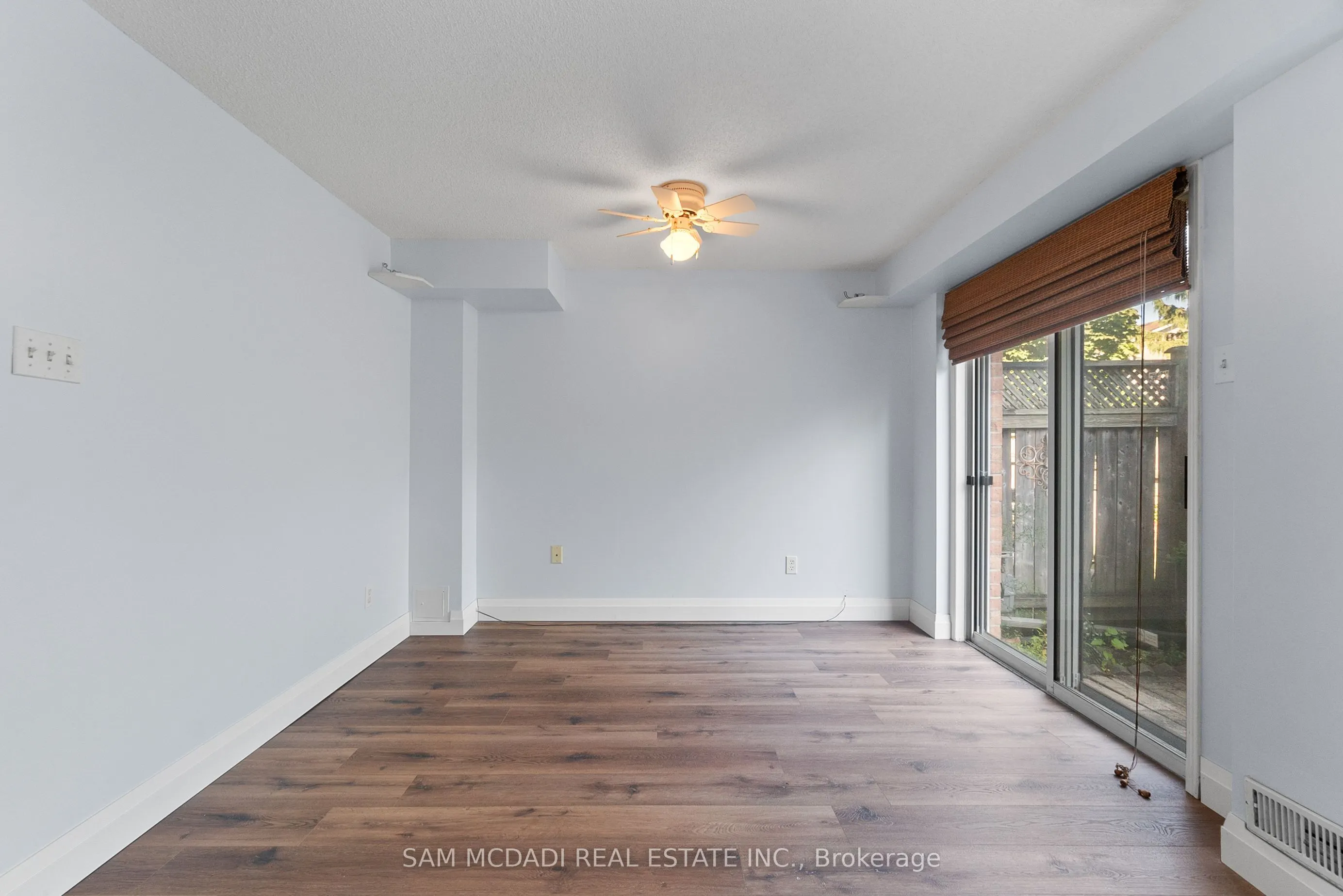 2945 Thomas Street, #102