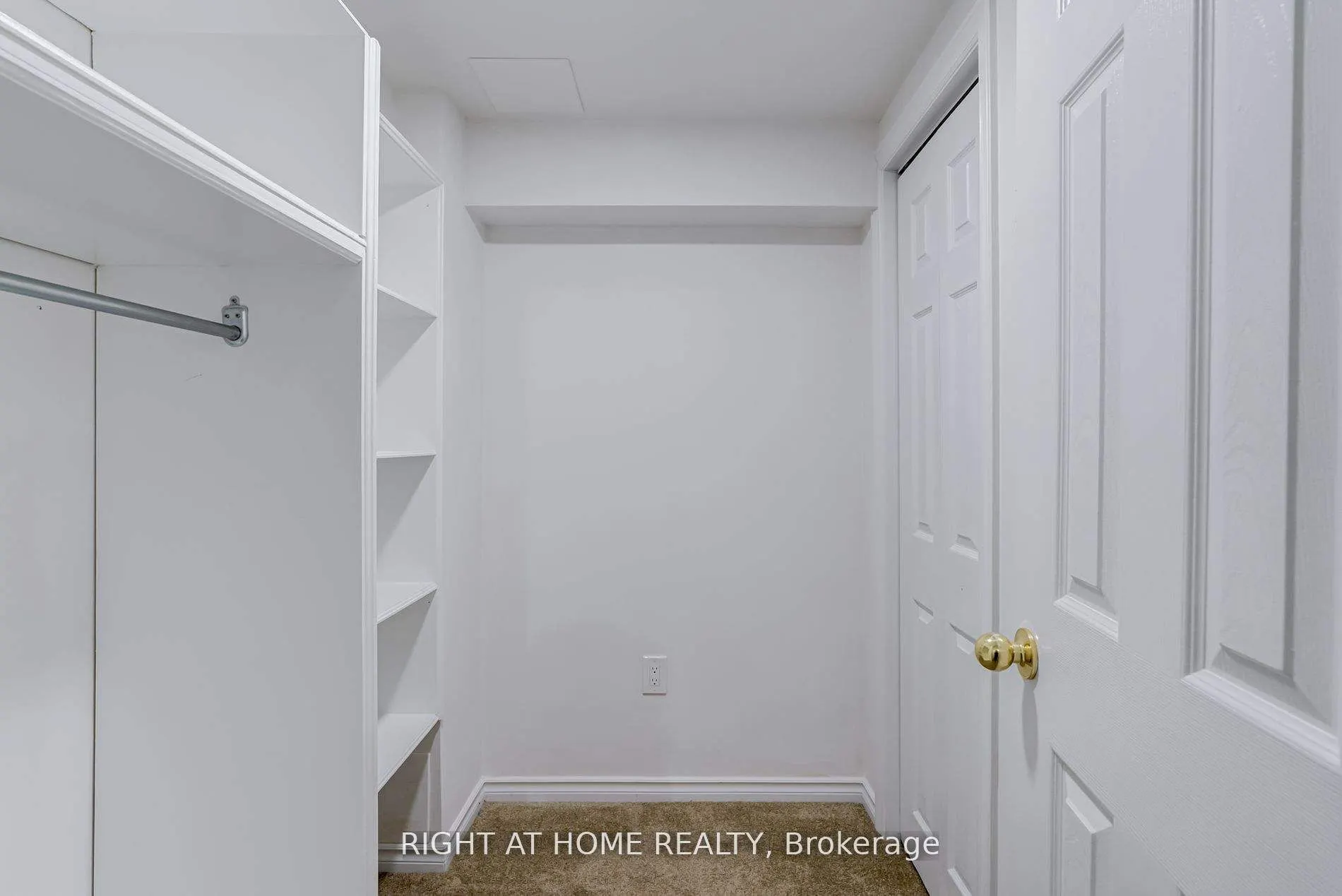 9 Cedarsprings Way, #Bsmt