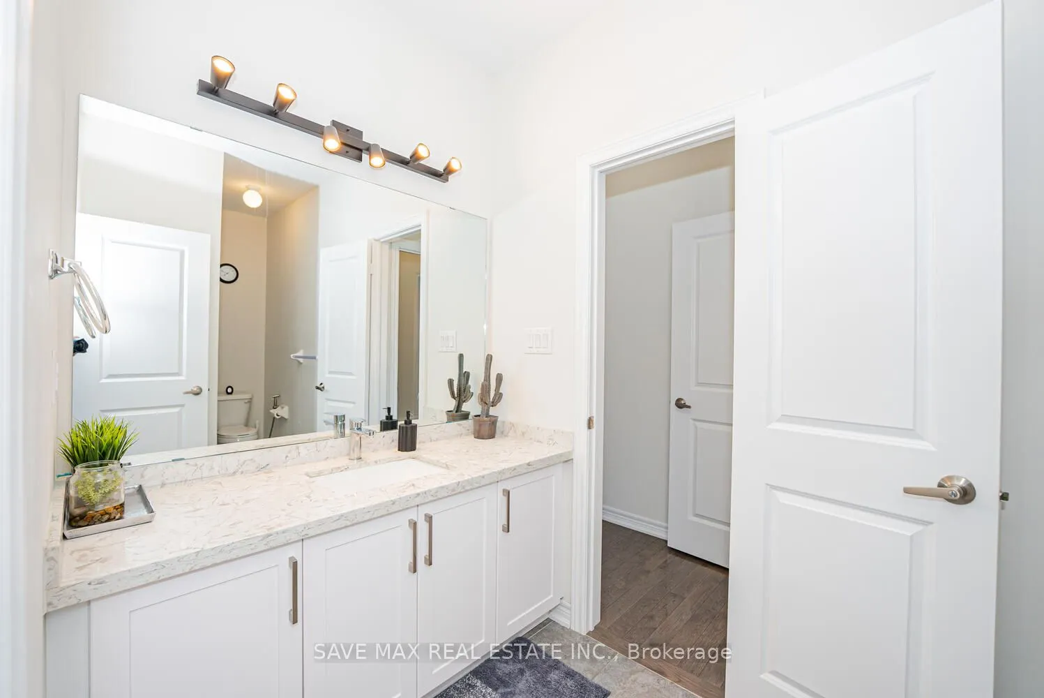 22 Fruitvale Circle