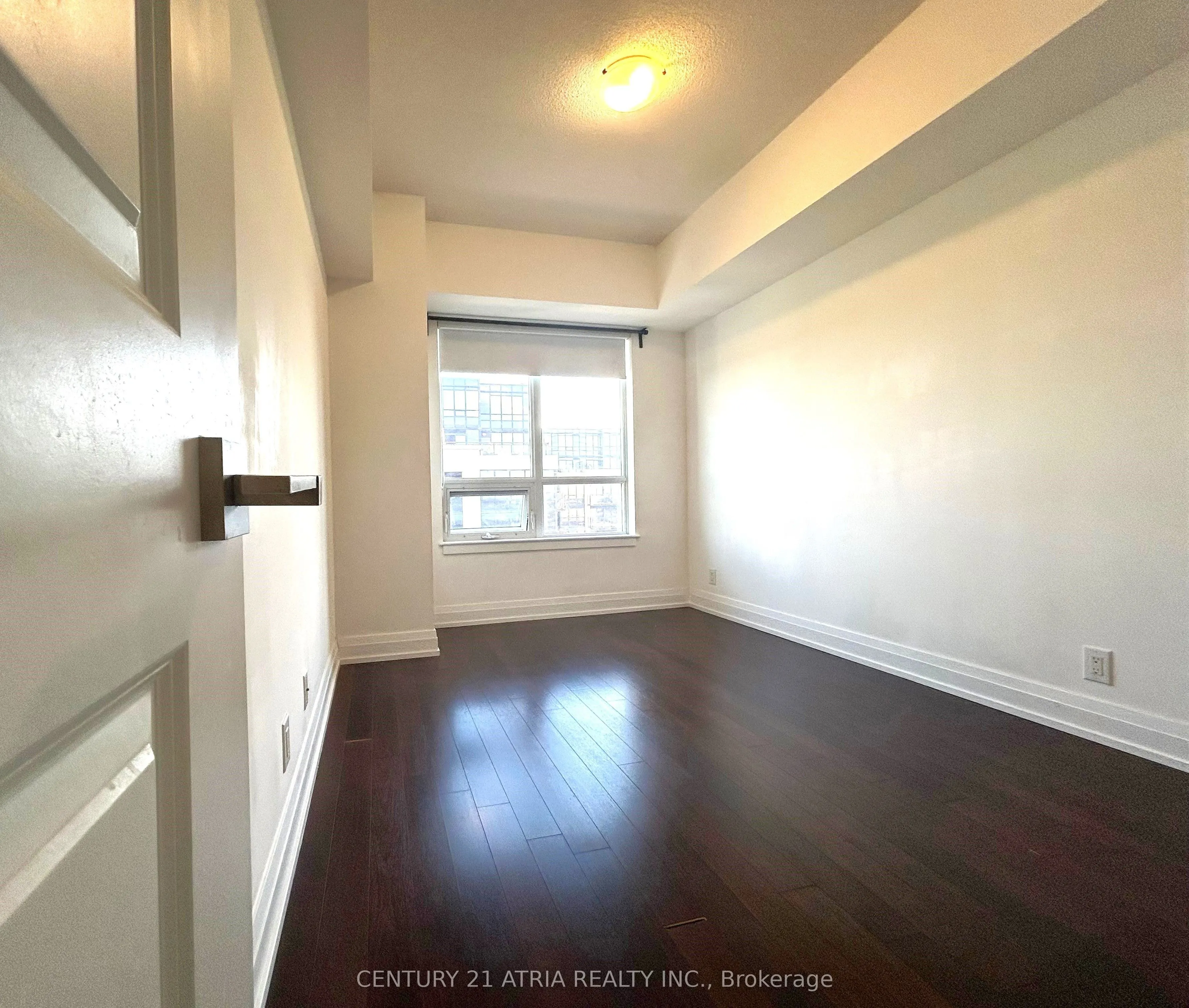 1 De Boers Drive, #1611