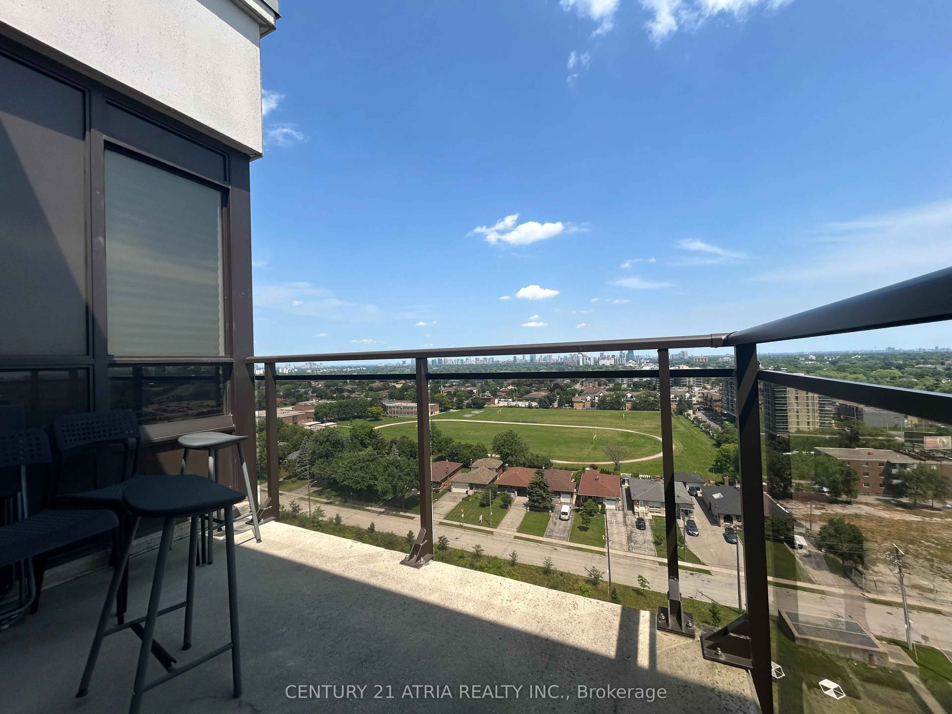 1 De Boers Drive, #1611