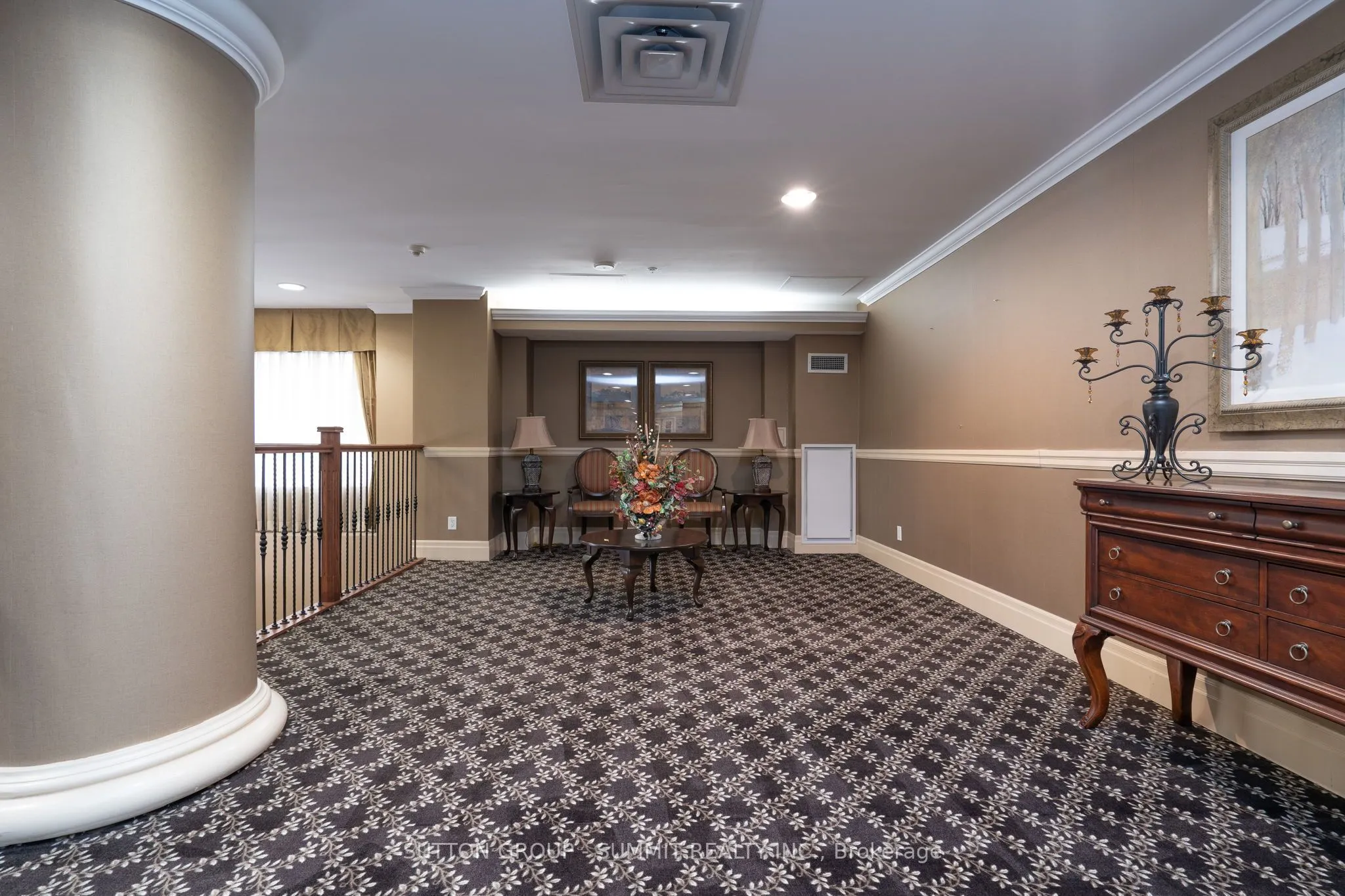 350 Princess Royal Drive S, #808