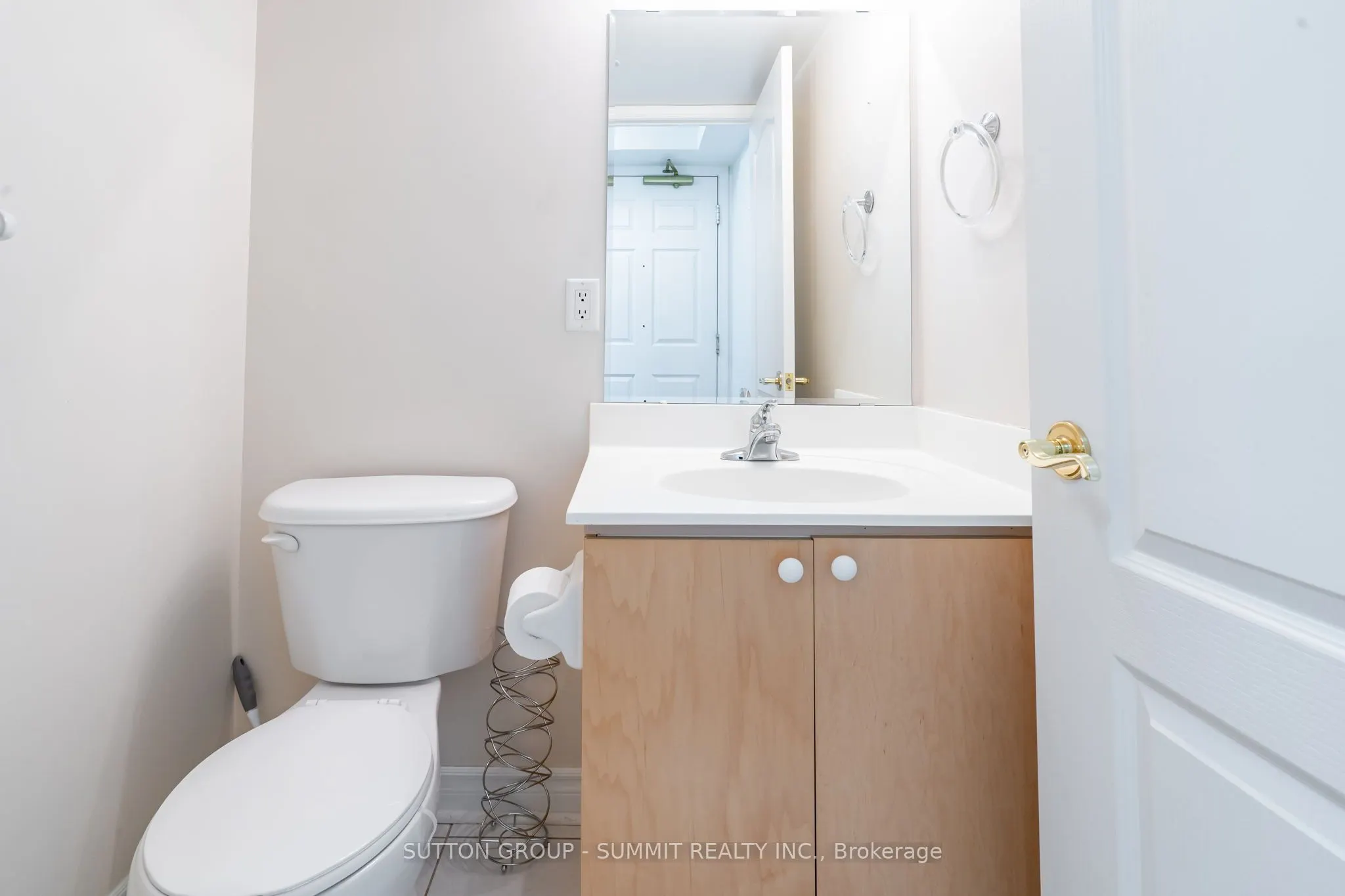 350 Princess Royal Drive S, #808