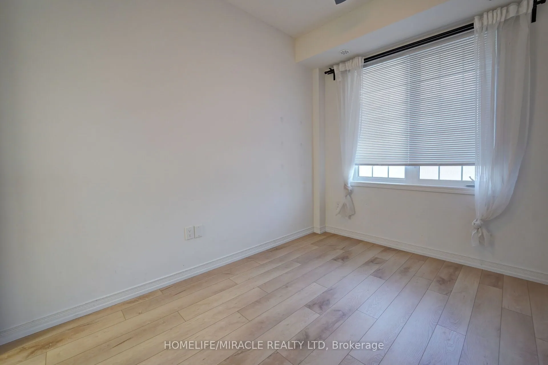 180 Howden Boulevard, #20