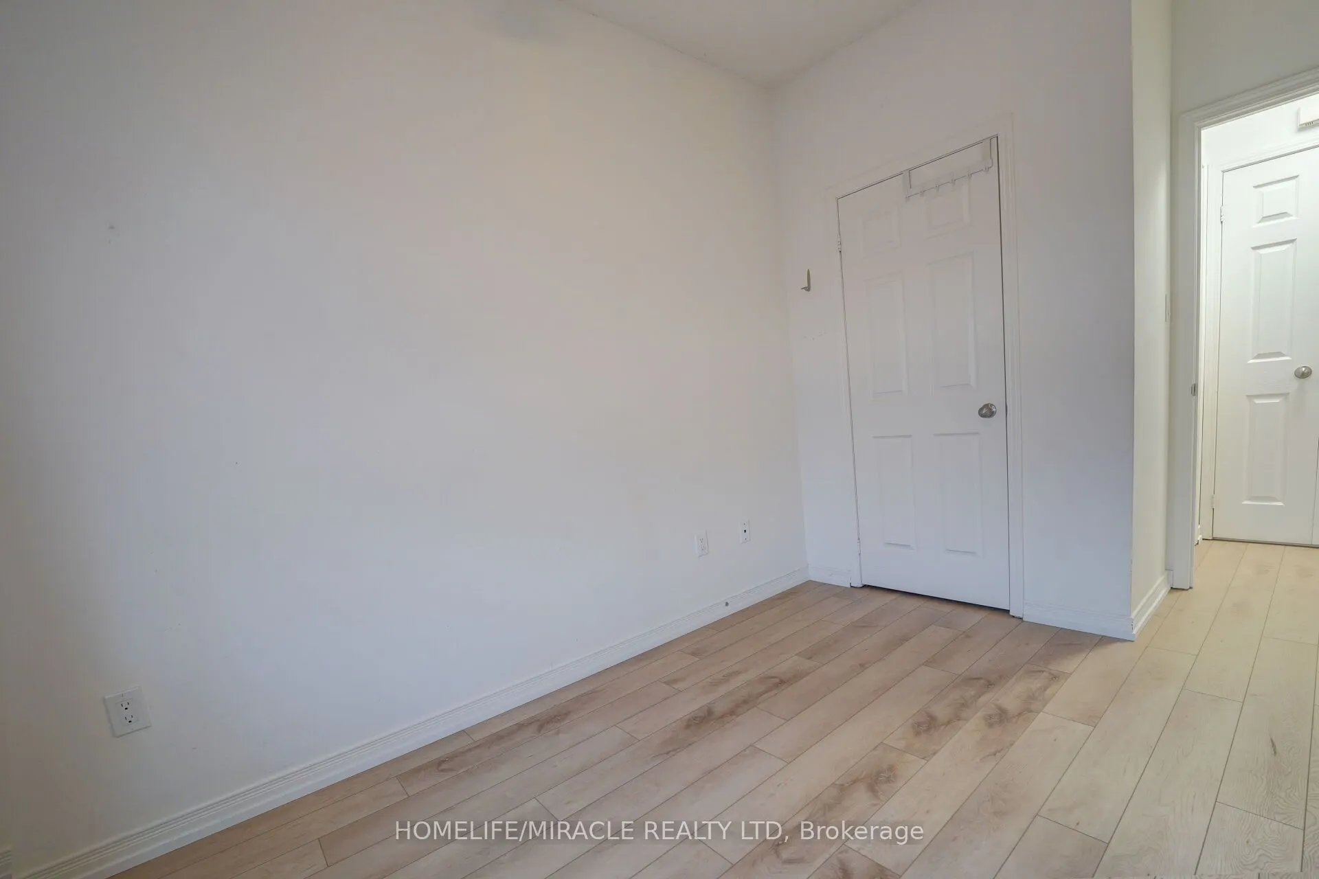 180 Howden Boulevard, #20