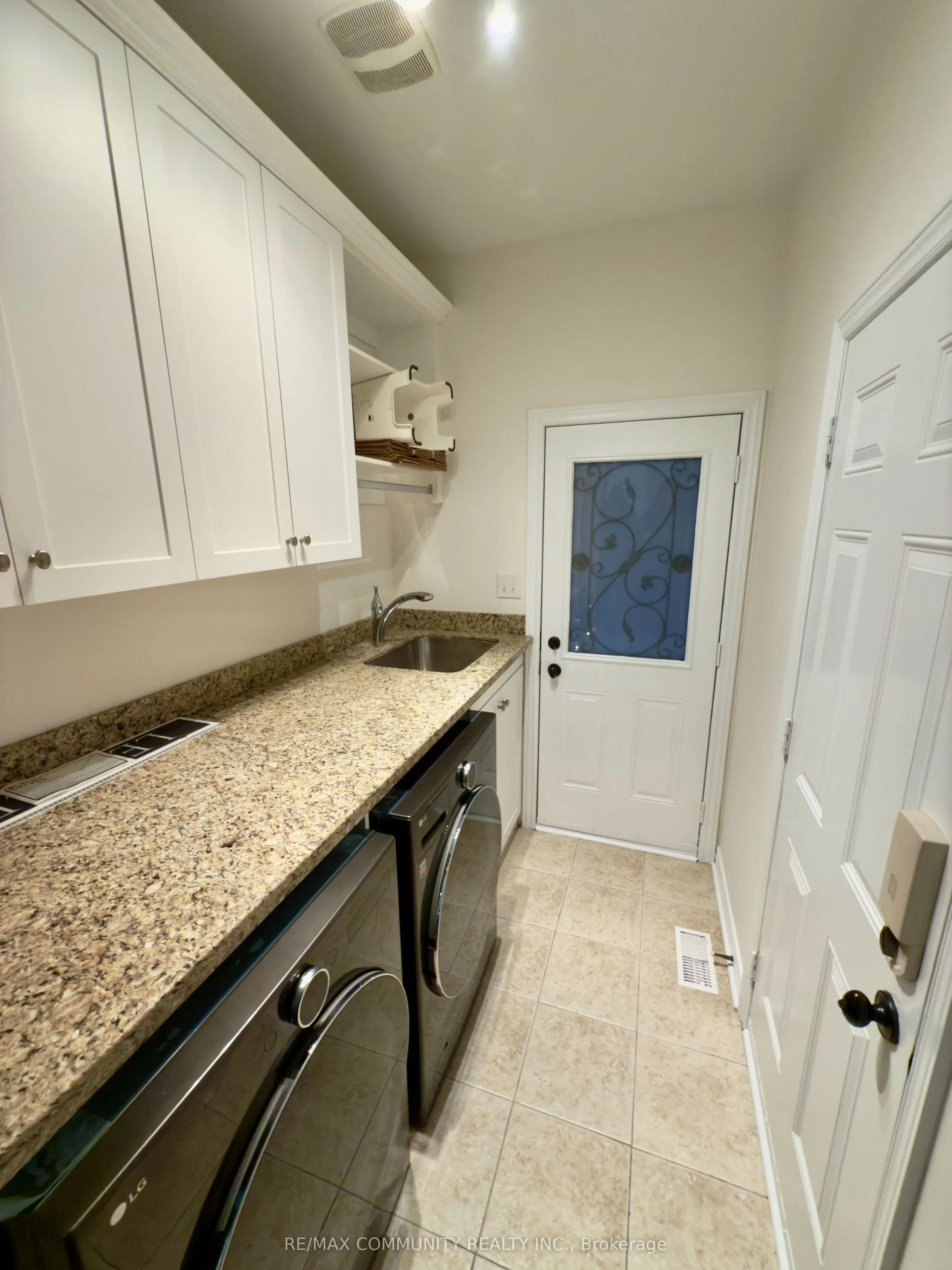 5149 Doubletree Drive, #UPPER