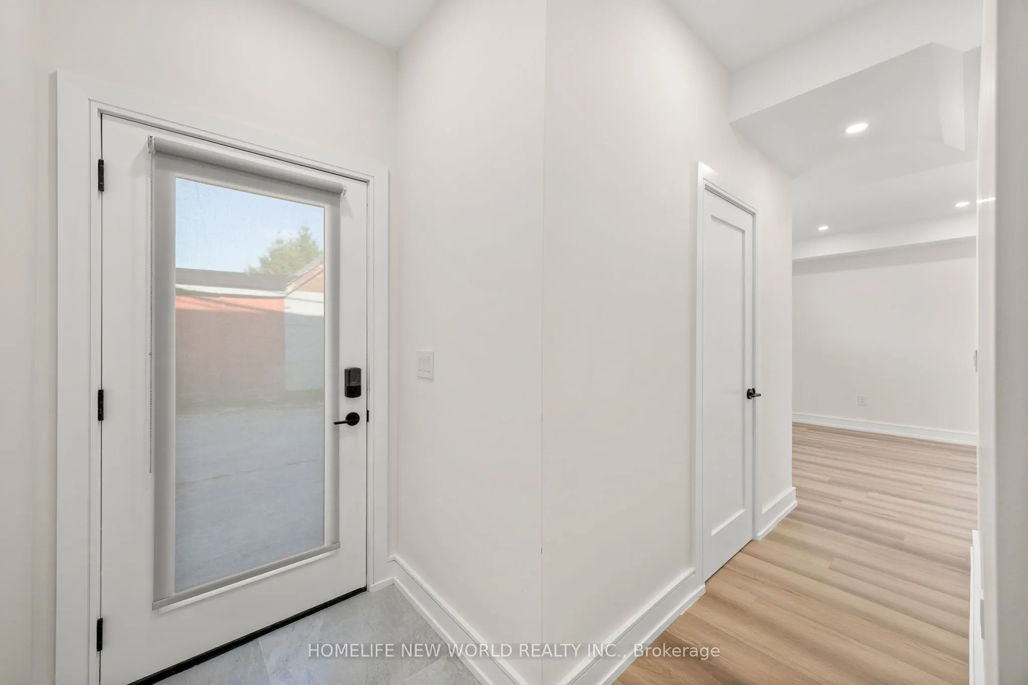 Laneway - 43 Batavia Avenue, #Lease