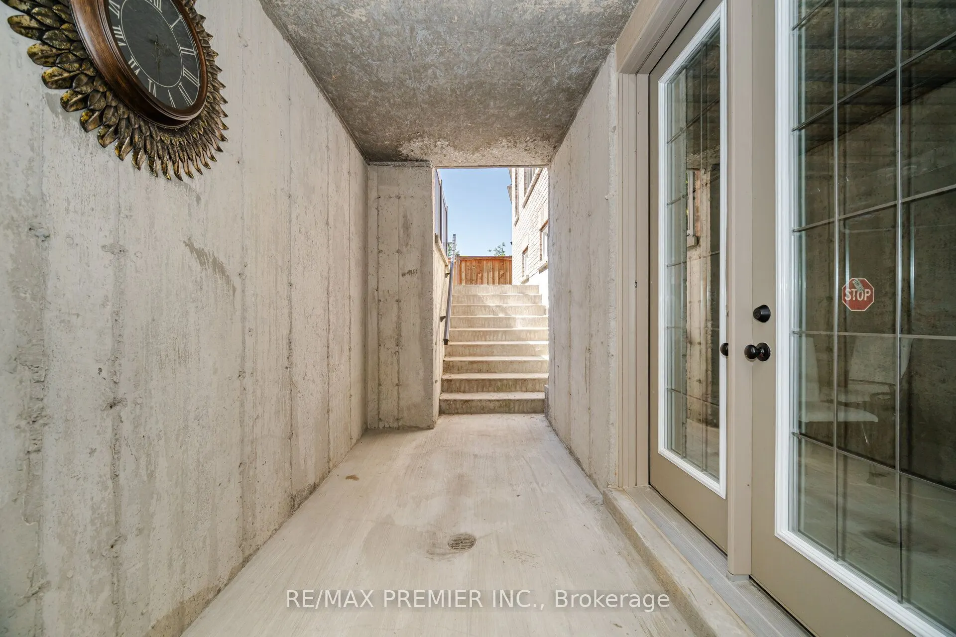 18 Erintown Crescent
