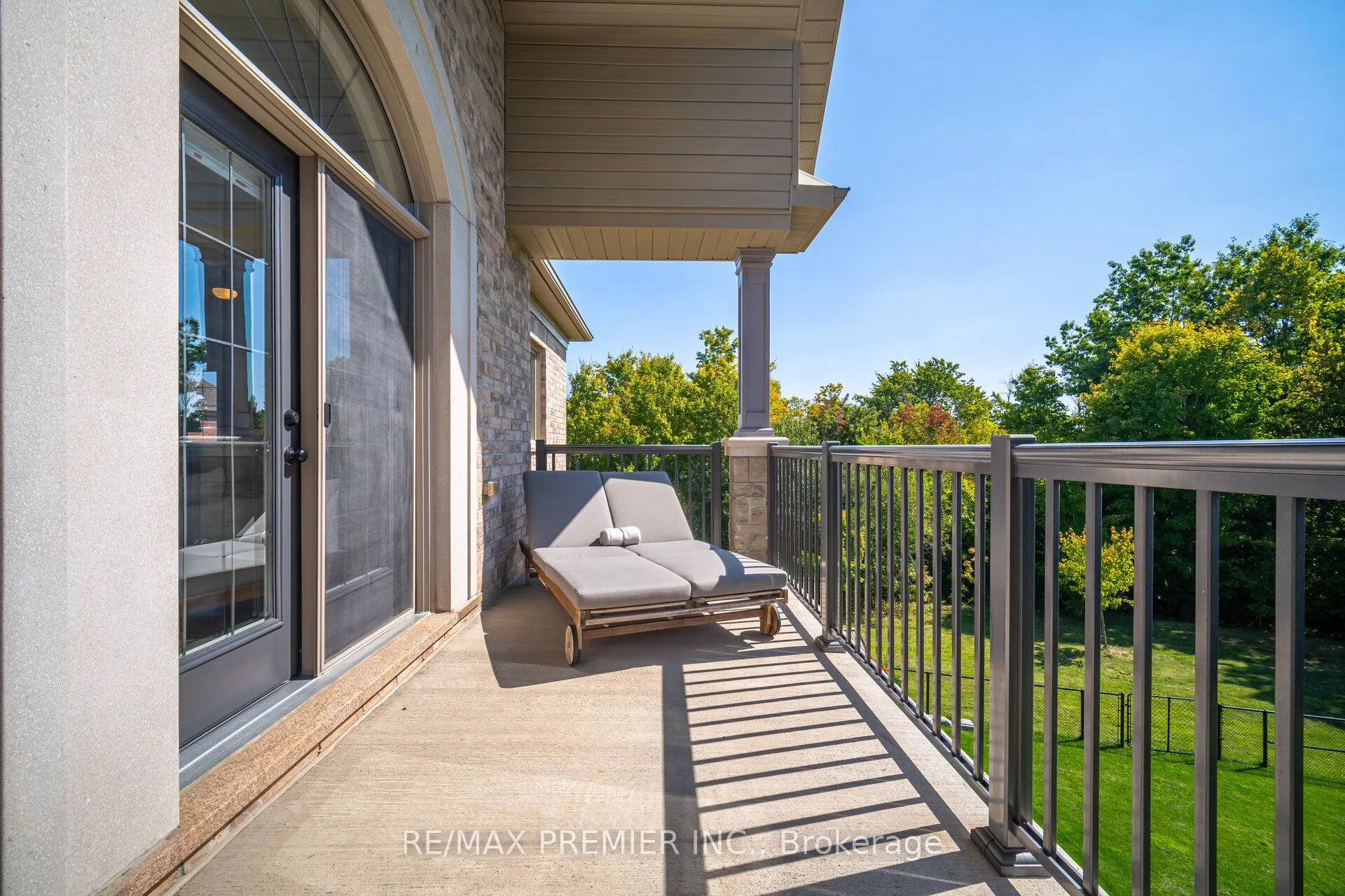 18 Erintown Crescent