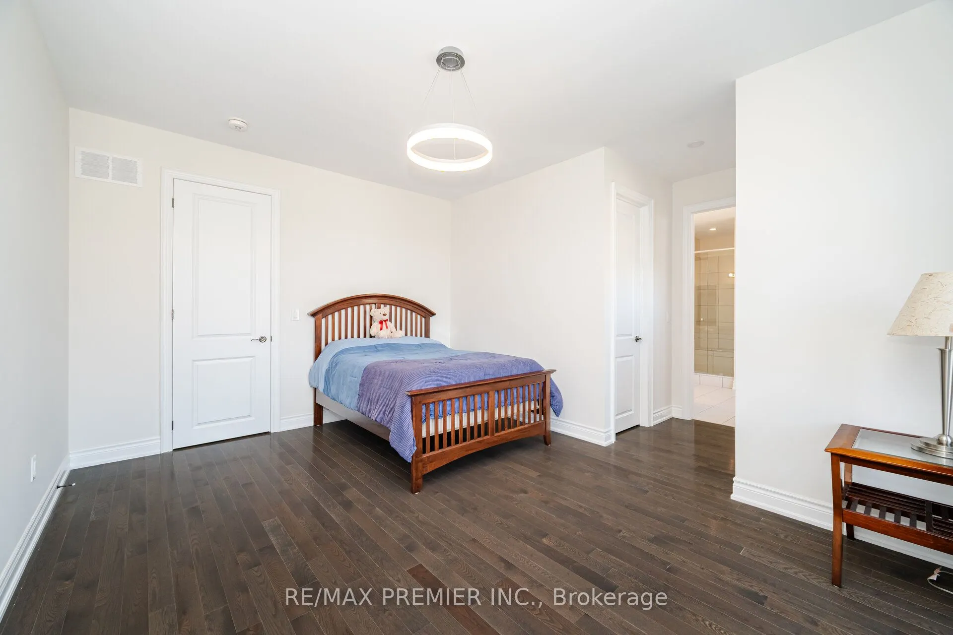 18 Erintown Crescent