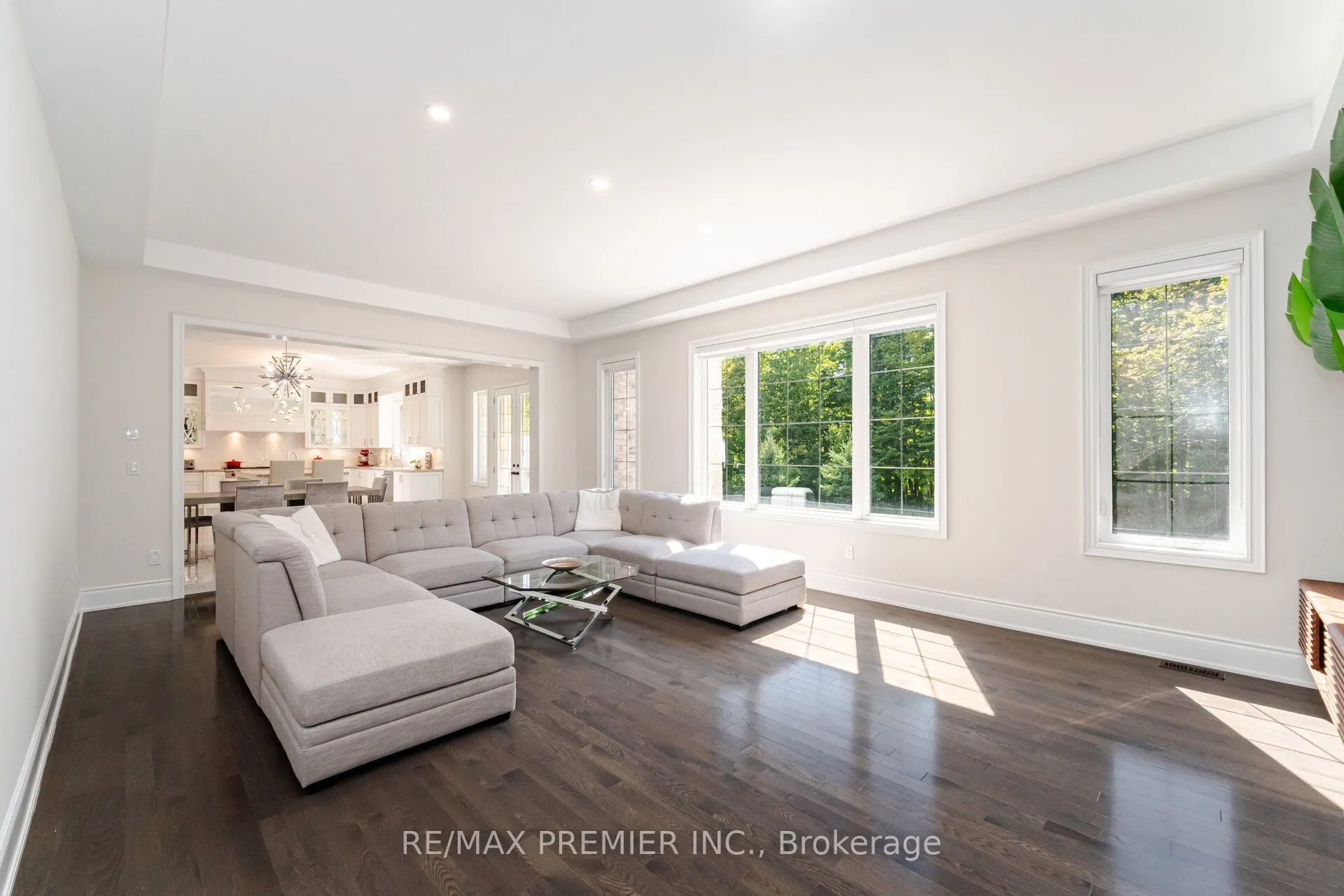 18 Erintown Crescent