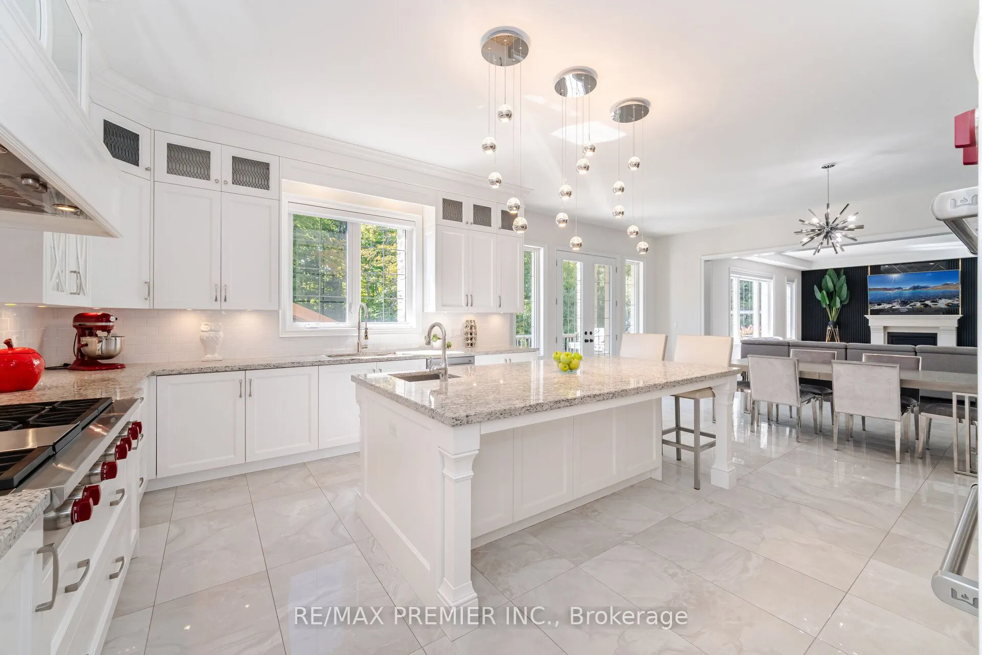 18 Erintown Crescent