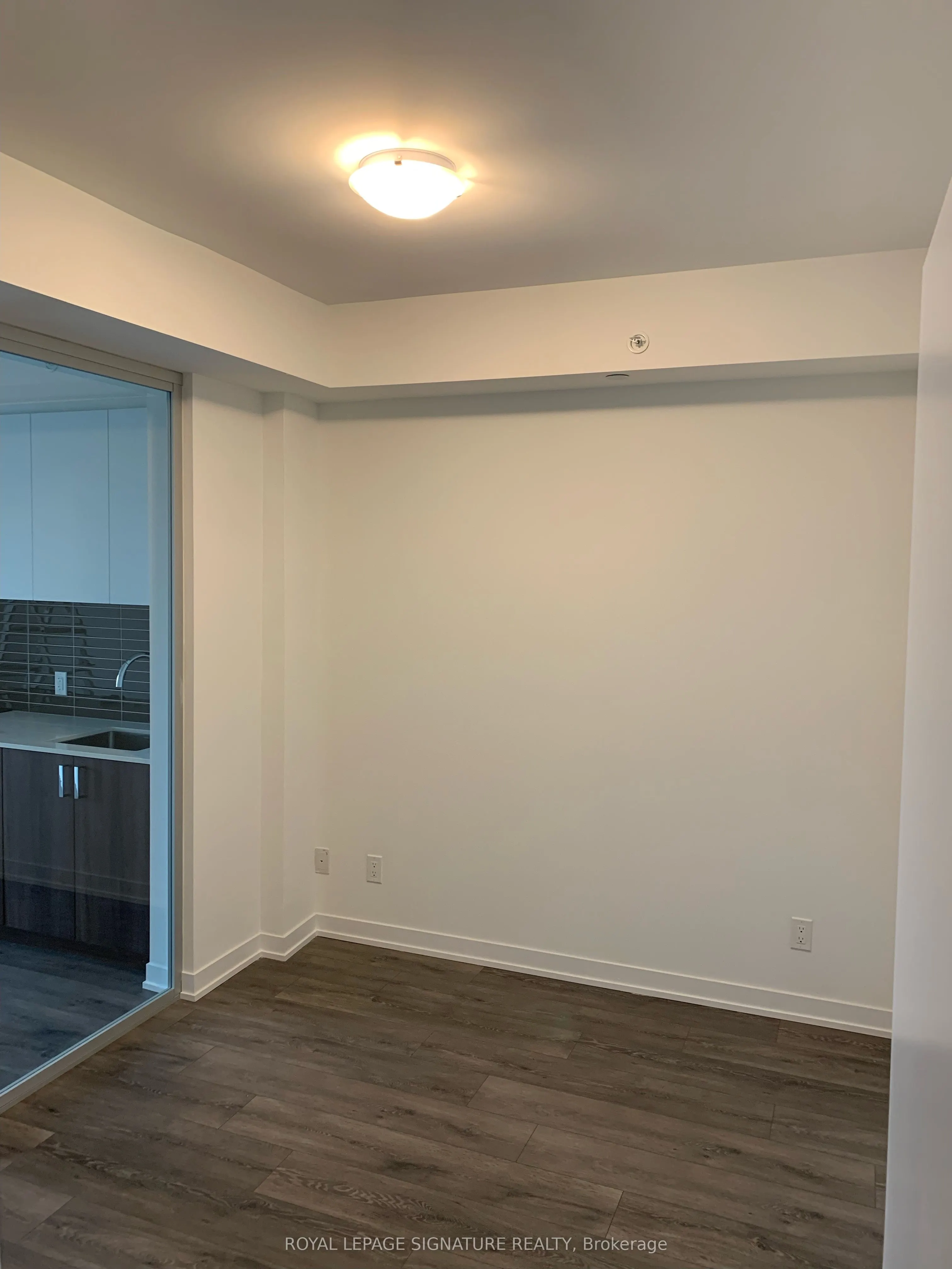 1787 St Clair Avenue W, #431