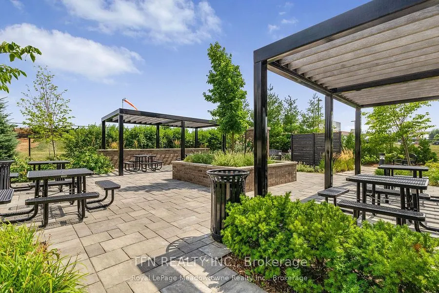 610 Farmstead Drive NW, #613