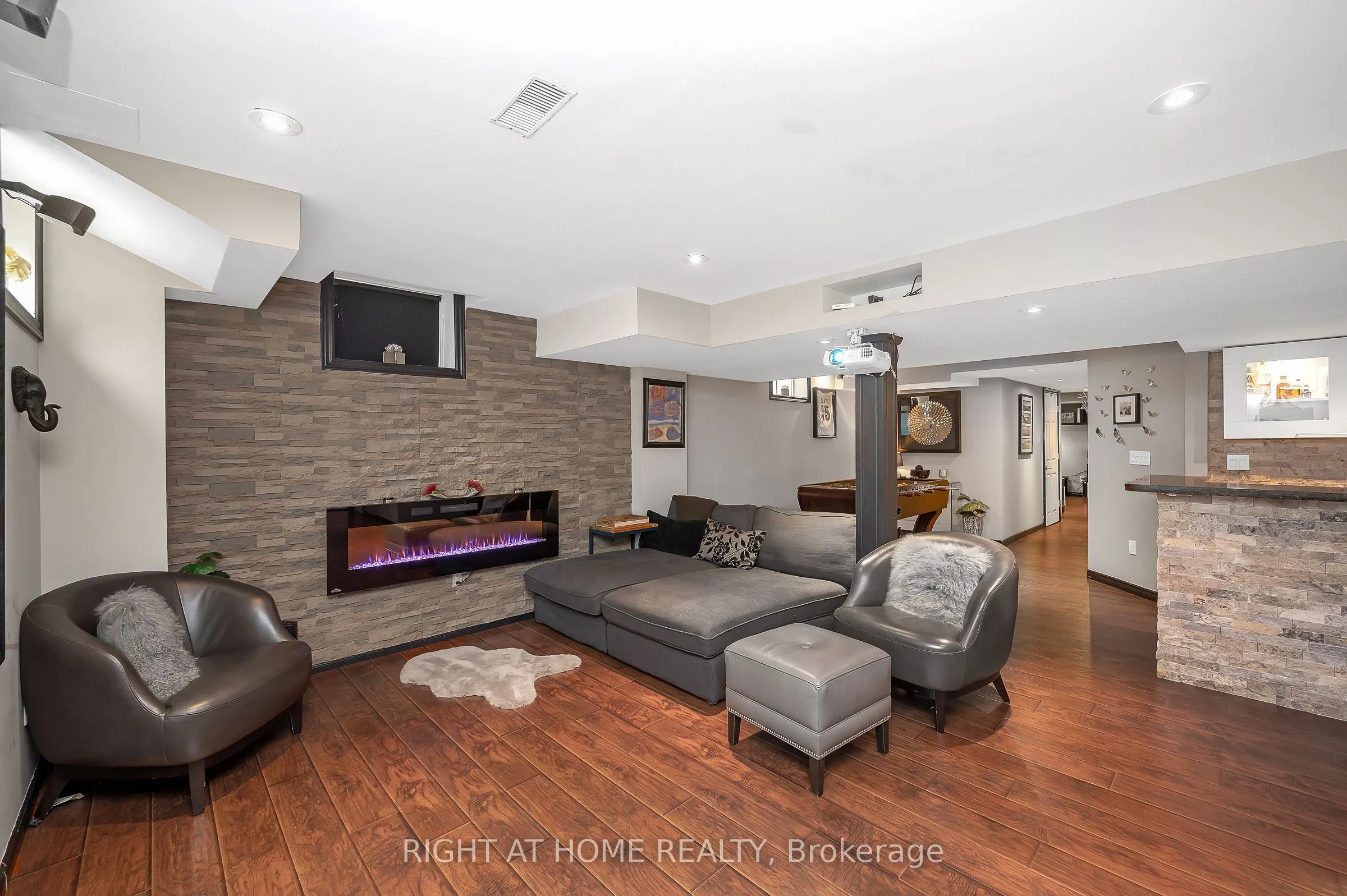 4789 Thomas Alton Boulevard