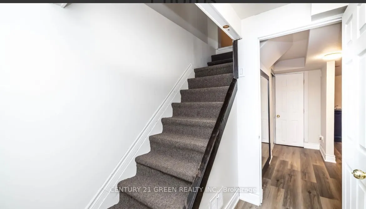 1 Greenarrow Court