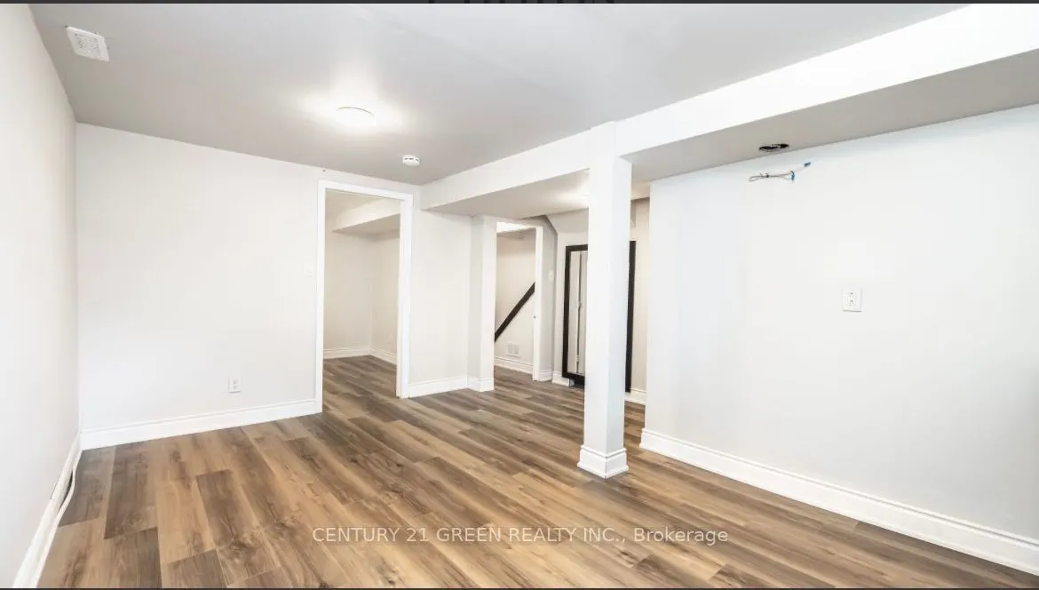 1 Greenarrow Court