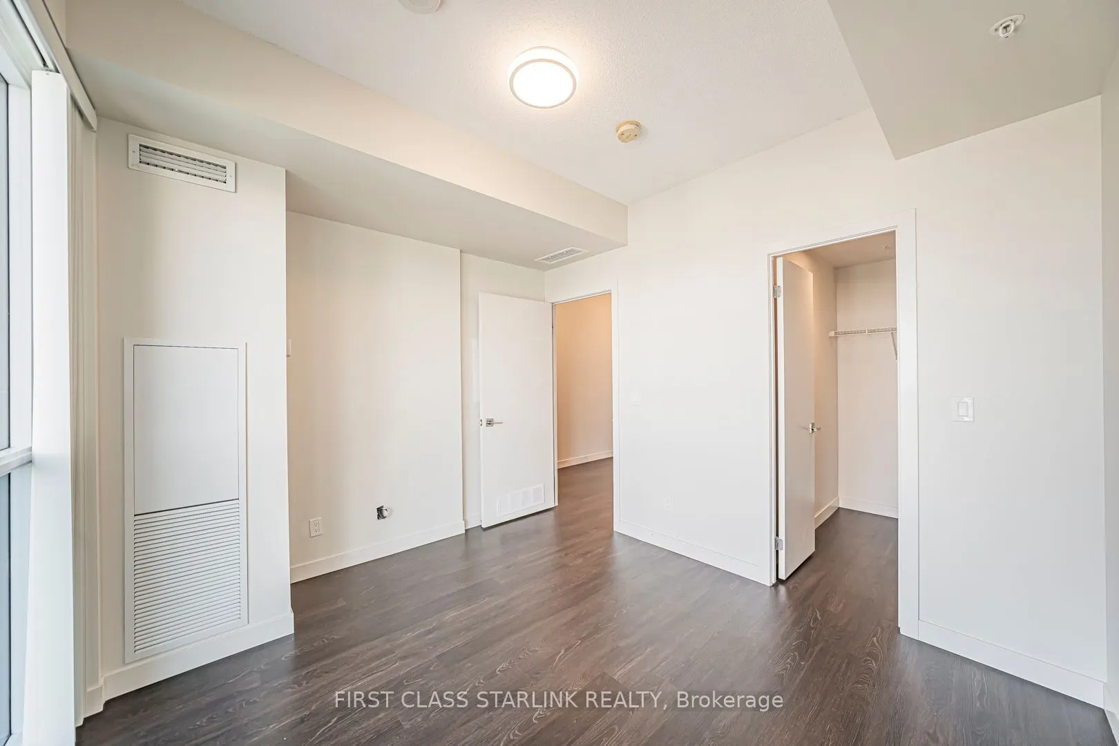 2087 Fairview Street, #2202