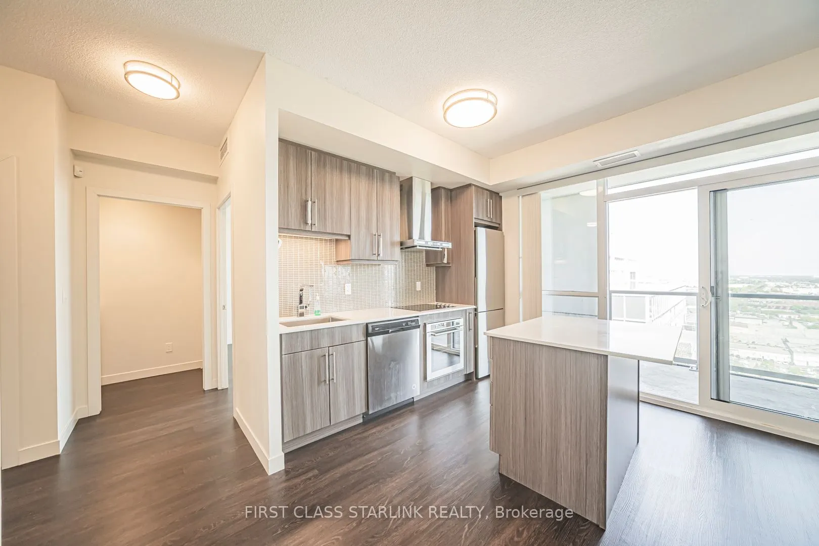 2087 Fairview Street, #2202
