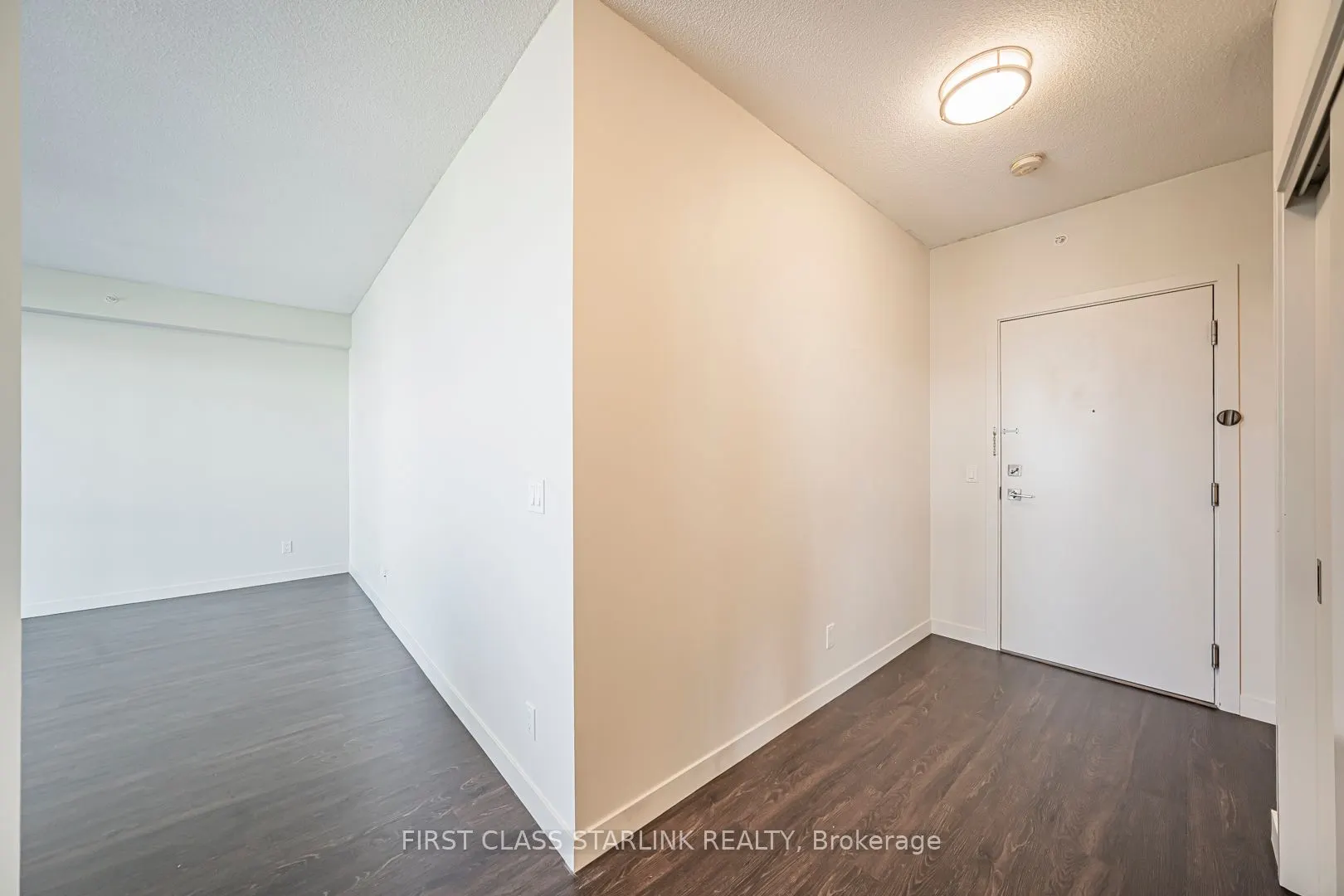 2087 Fairview Street, #2202