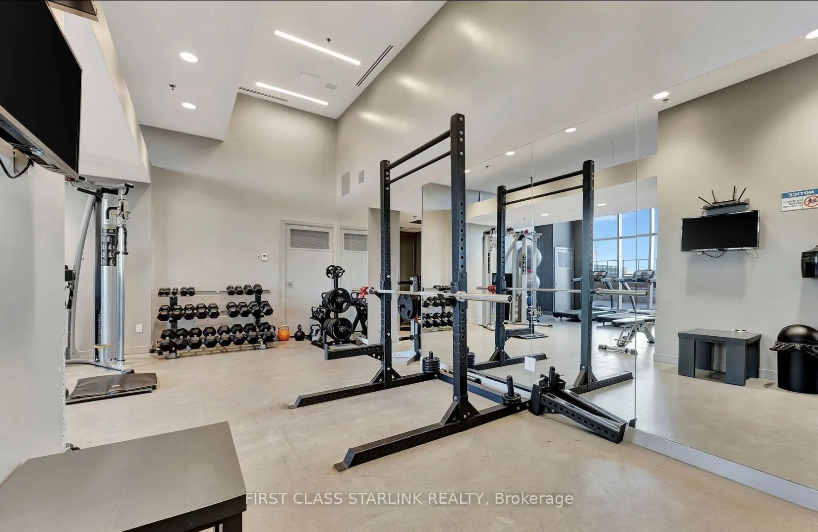 2087 Fairview Street, #2202